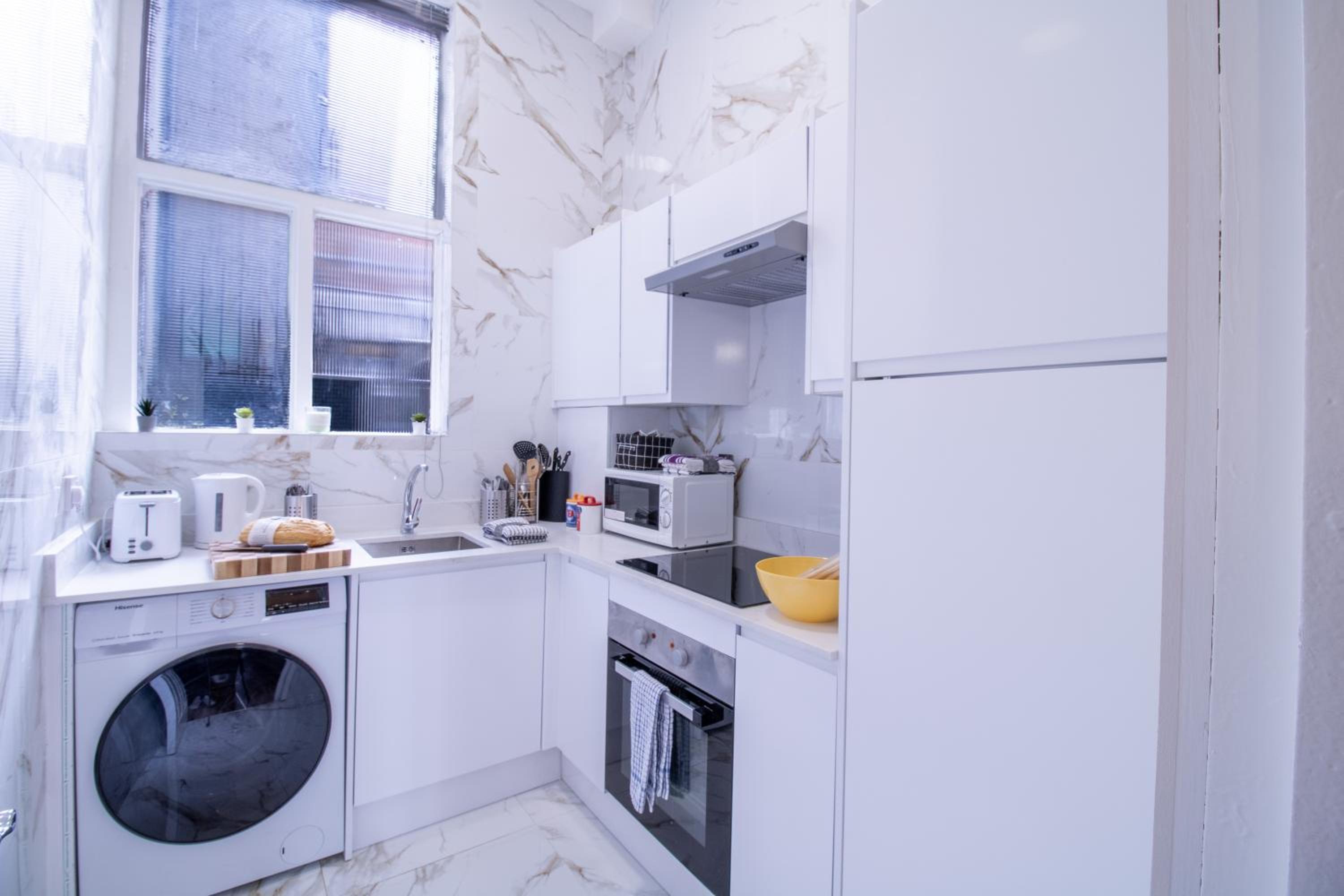 Luxurious Apartments on Oxford Street
