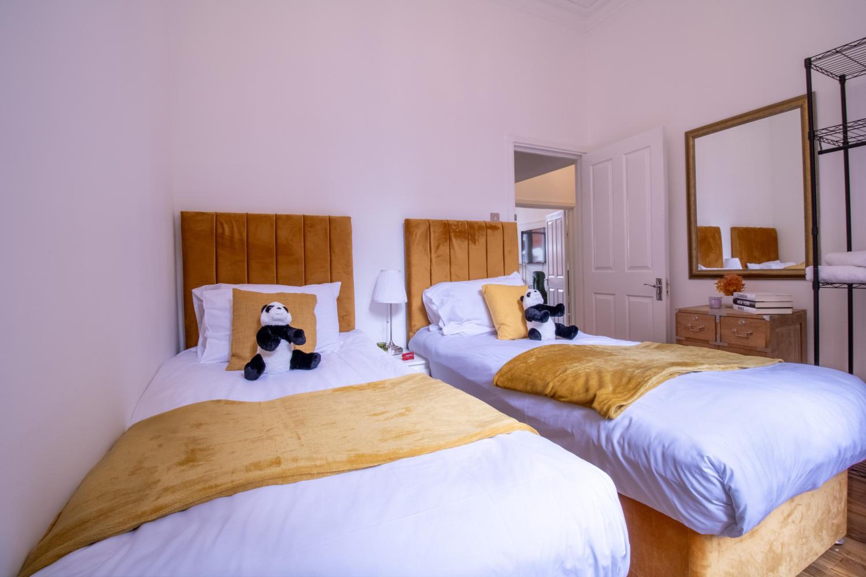 Luxurious Apartments on Oxford Street