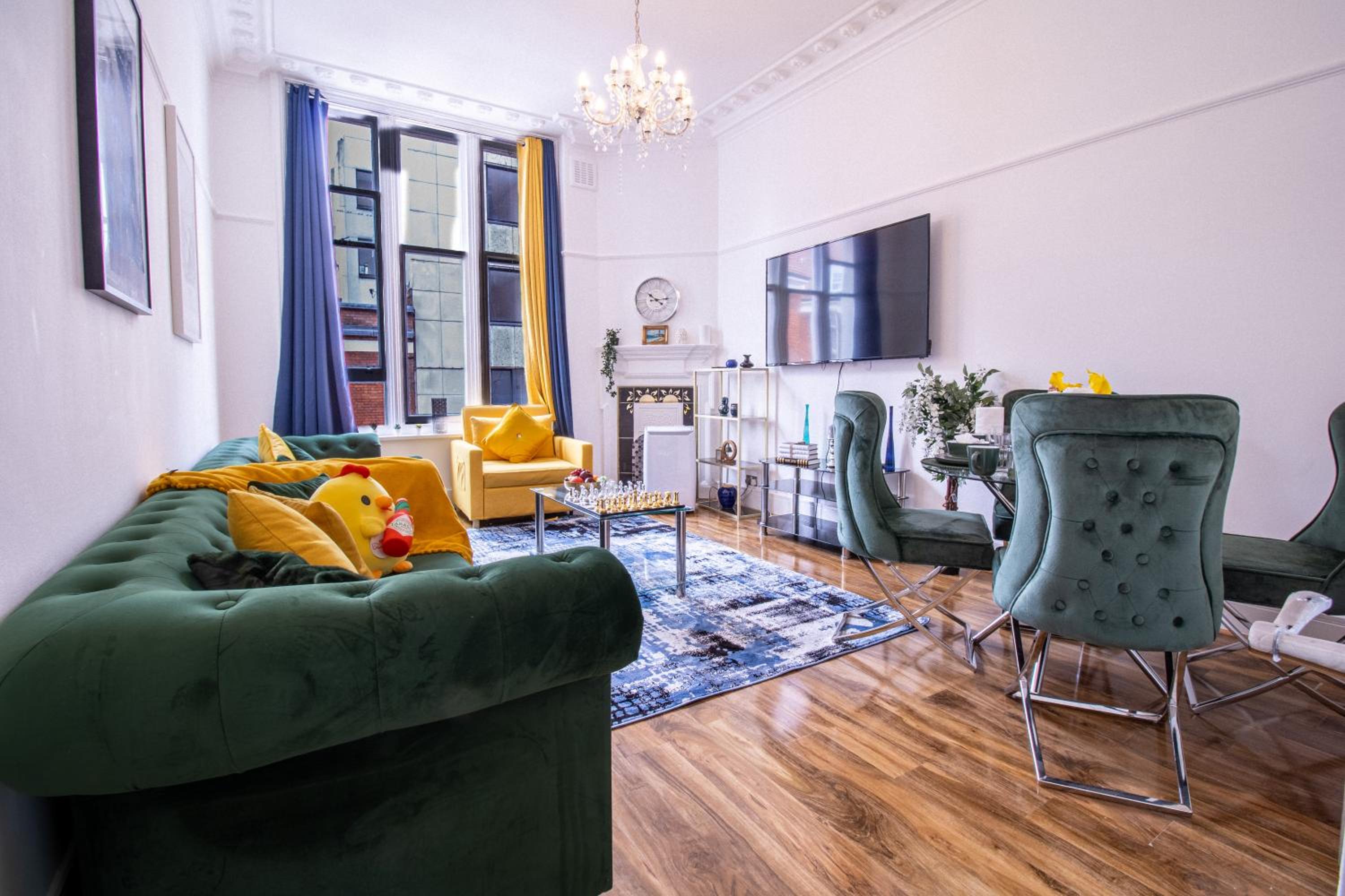 Luxurious Apartments on Oxford Street