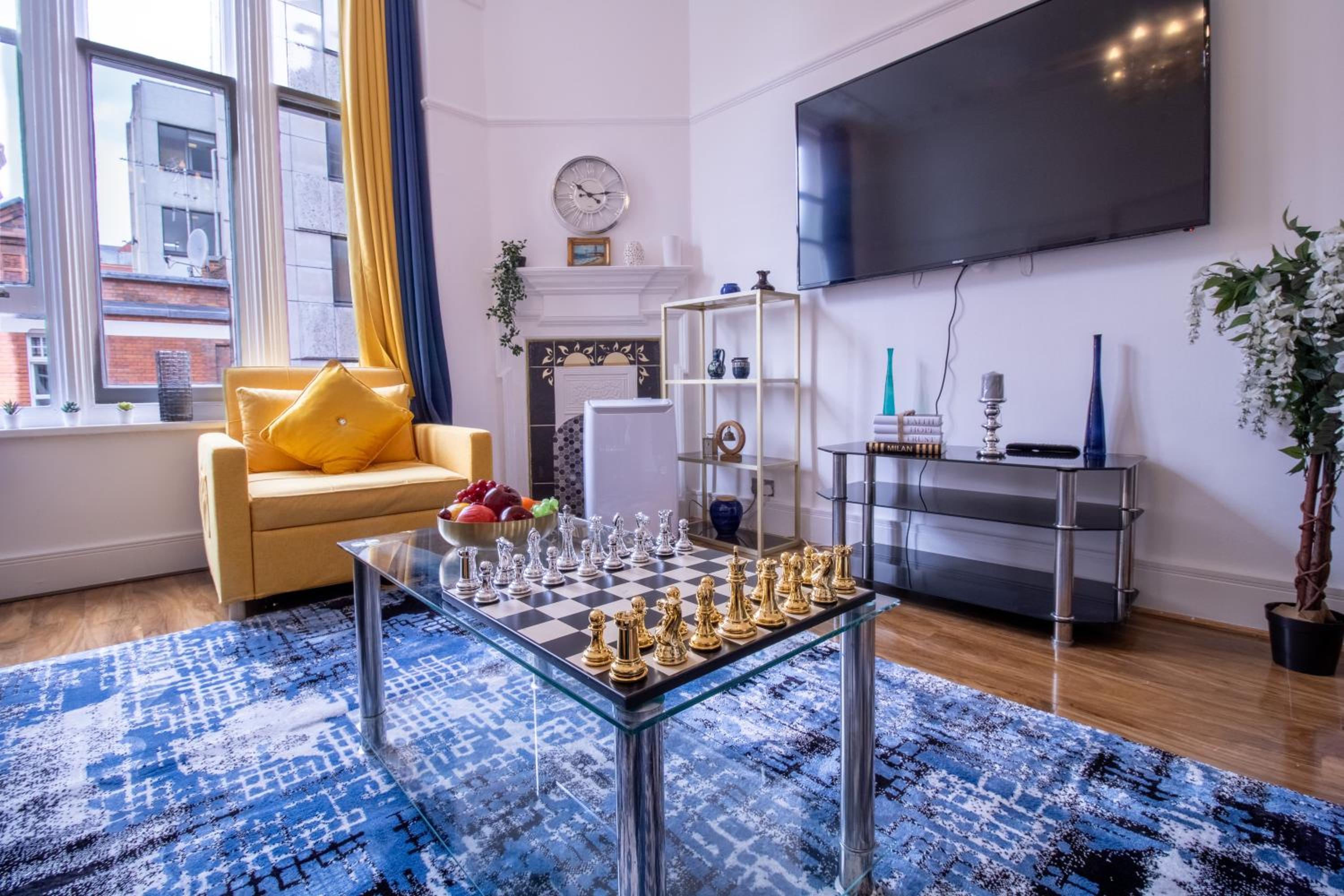 Luxurious Apartments on Oxford Street