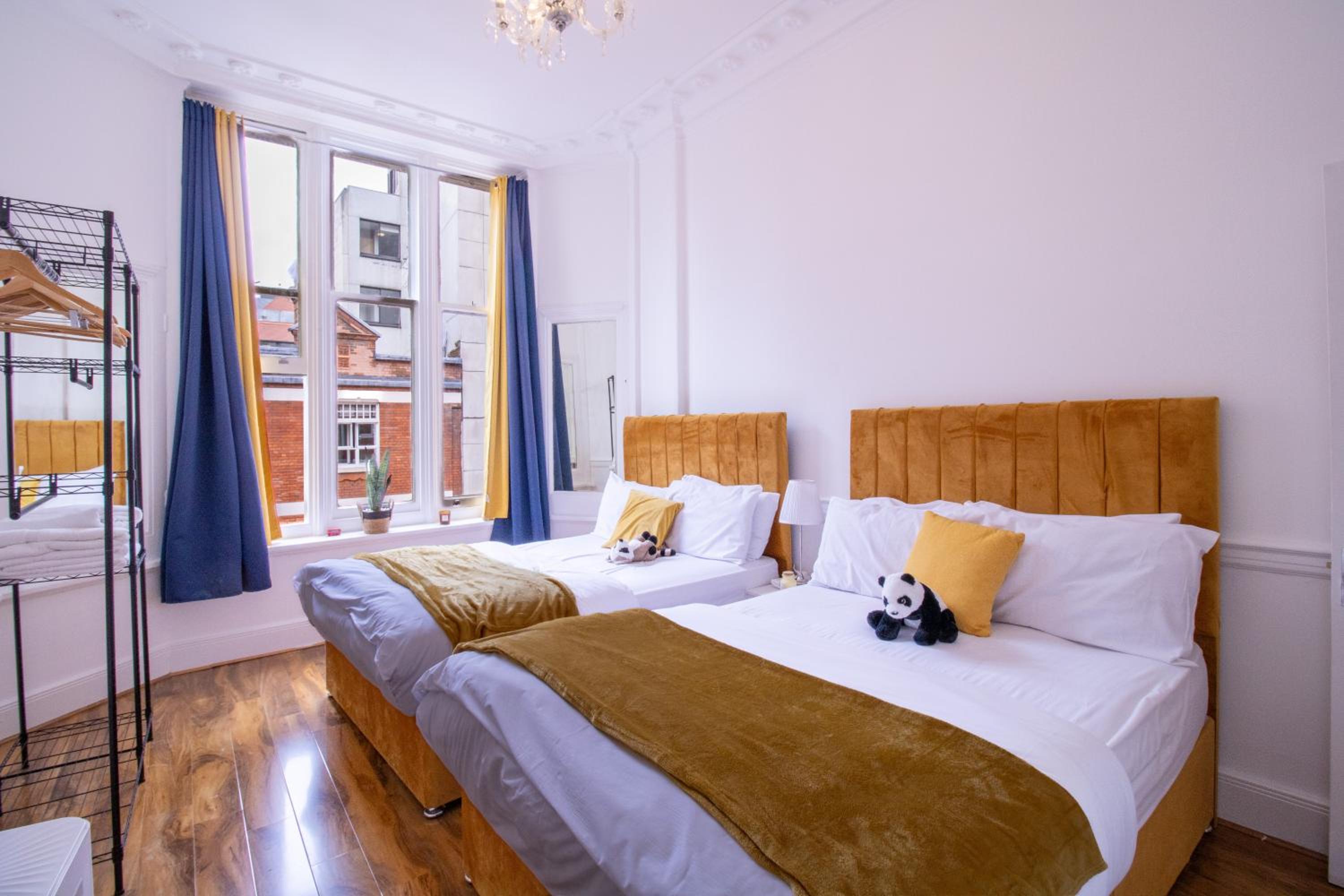 Luxurious Apartments on Oxford Street
