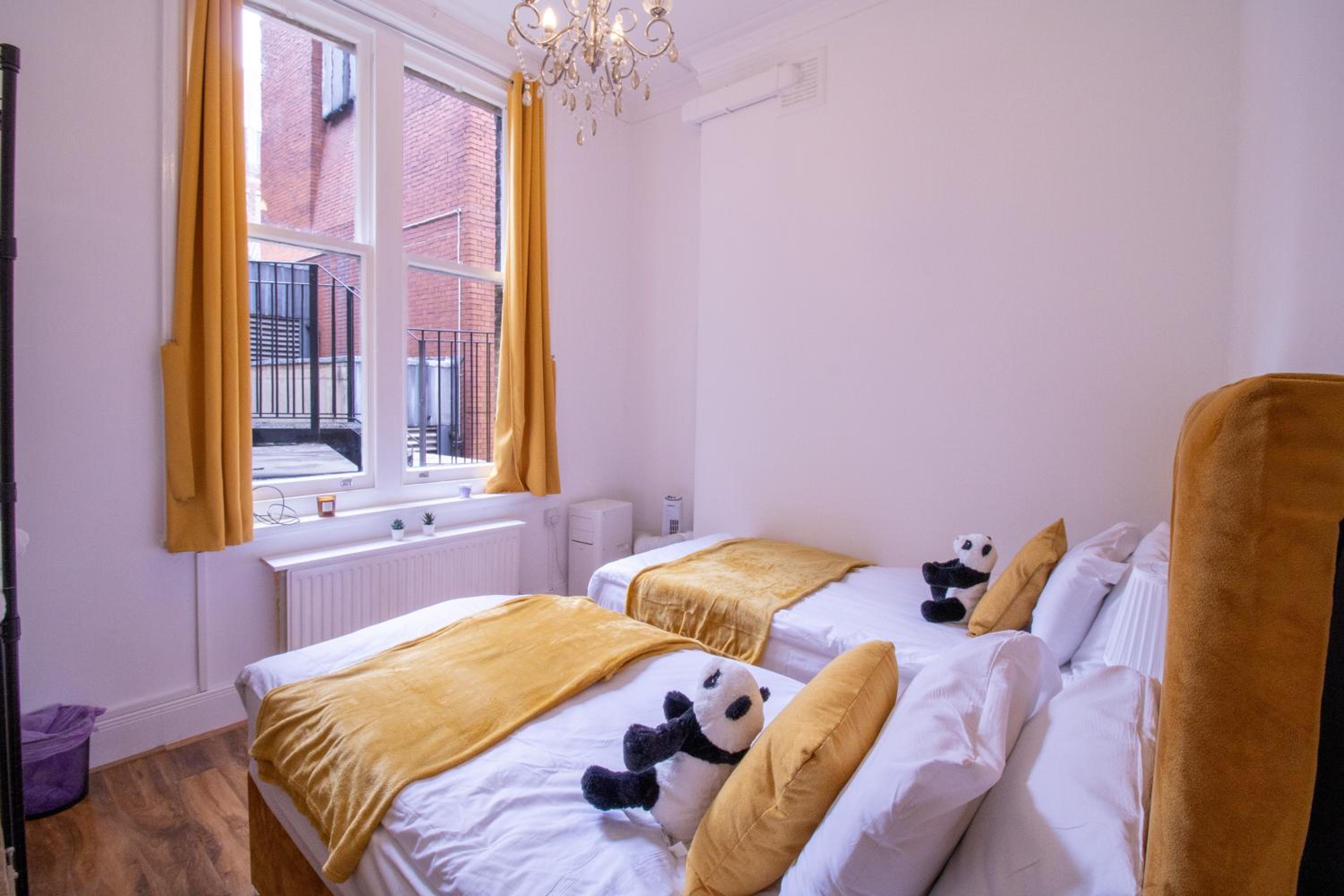 Luxurious Apartments on Oxford Street