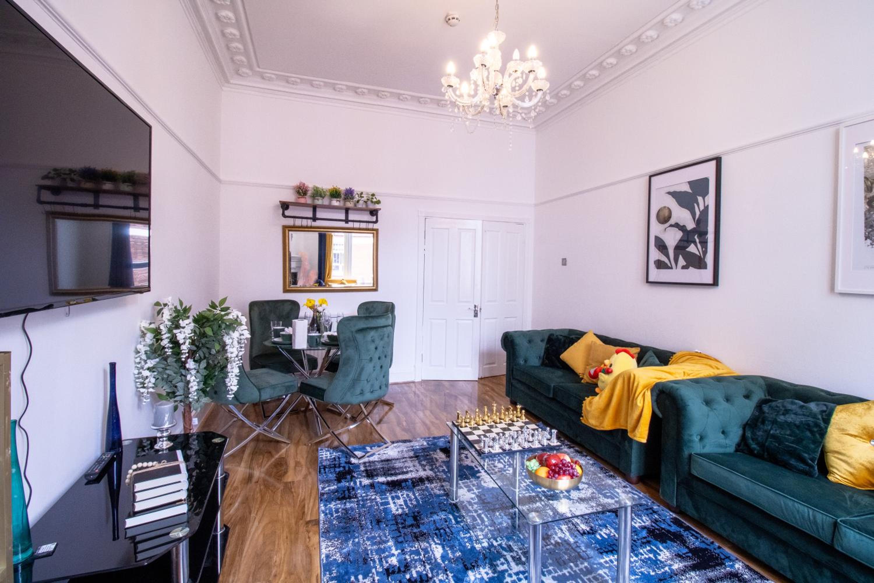 Luxurious Apartments on Oxford Street