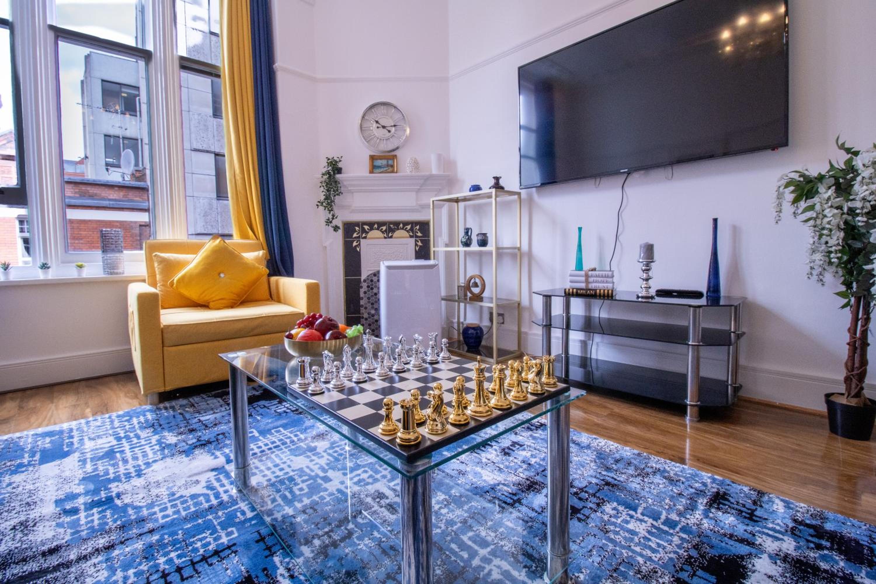 Luxurious Apartments on Oxford Street