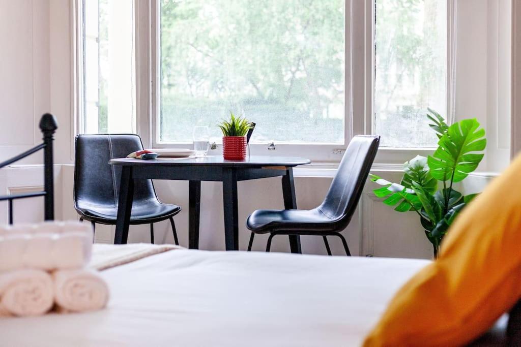 Bayswater Bliss Studio