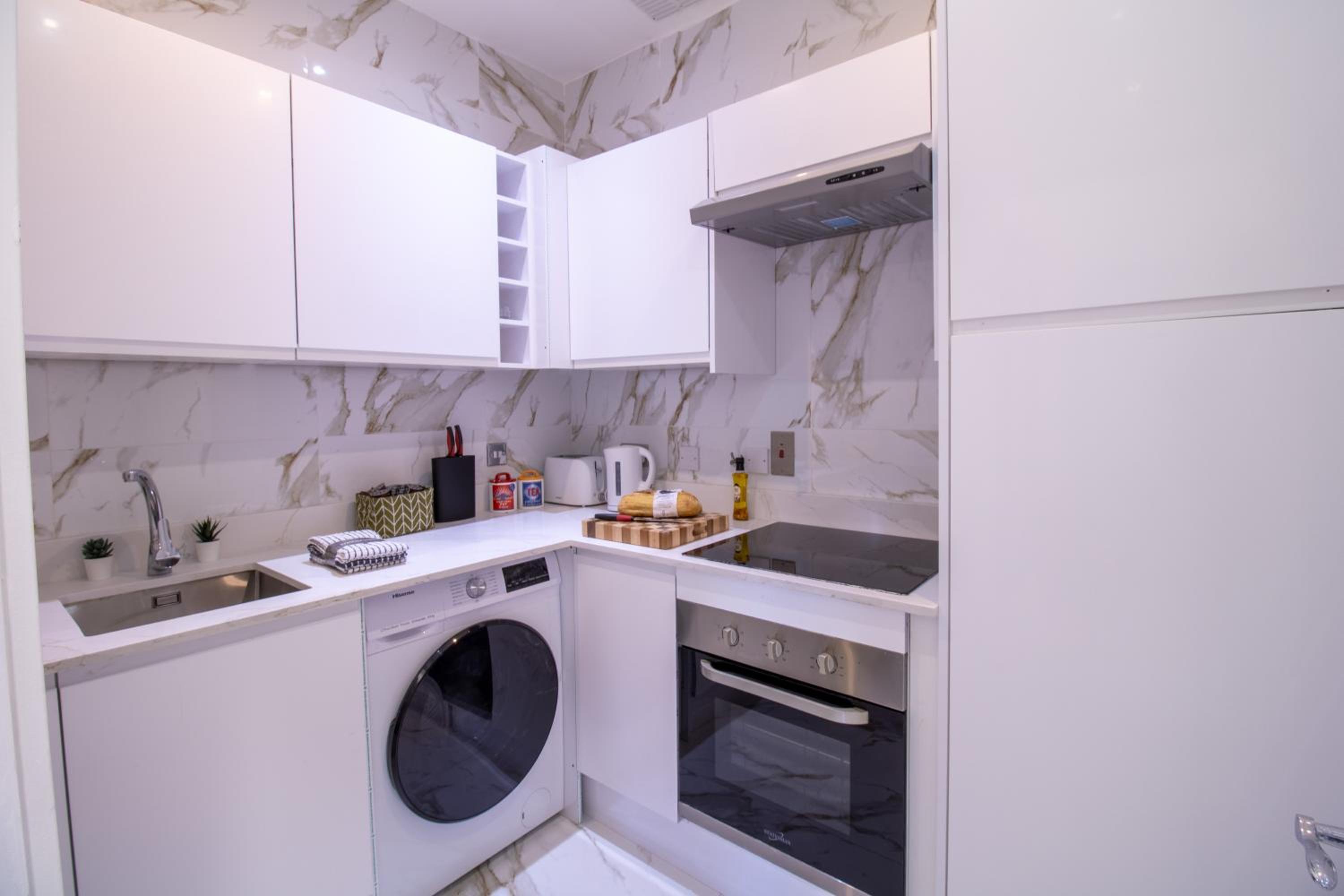 Luxurious Apartments on Oxford Street