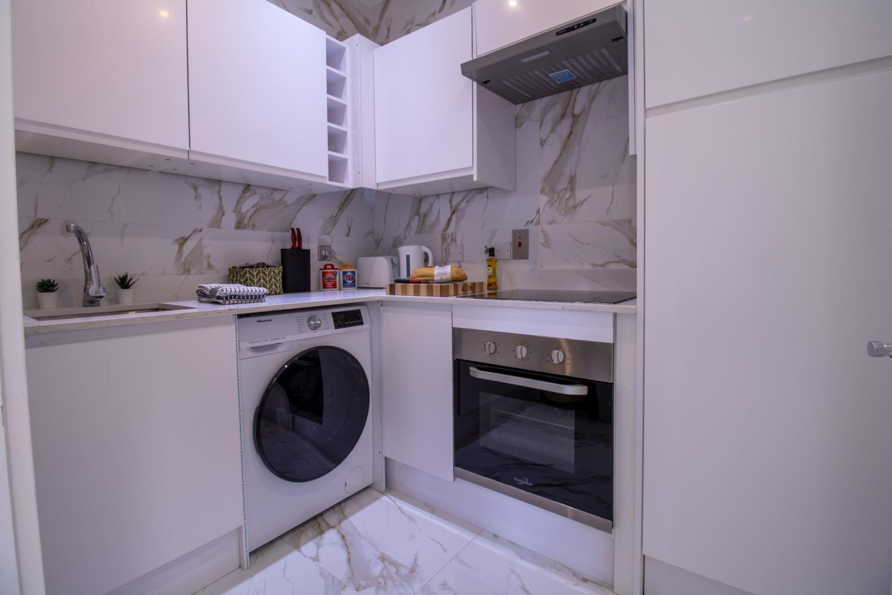 Luxurious Apartments on Oxford Street