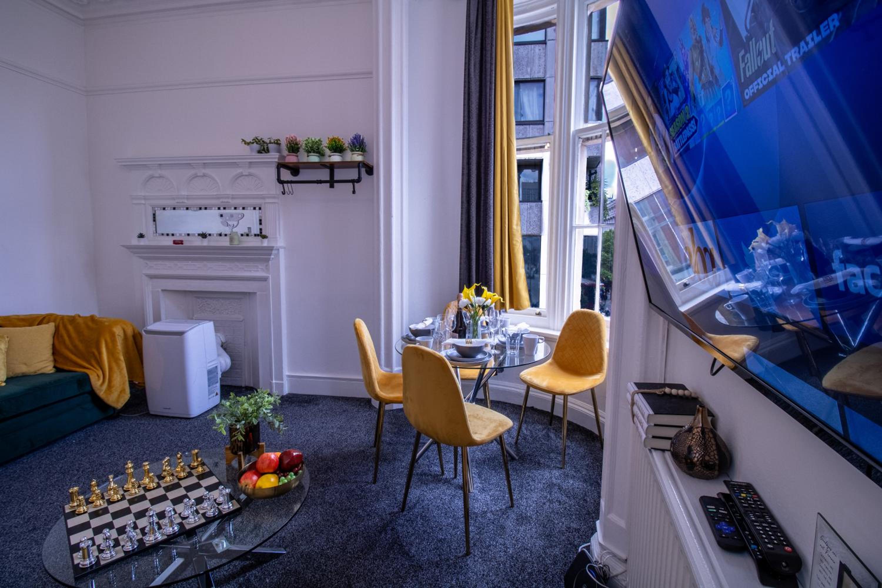 Luxurious Apartments on Oxford Street