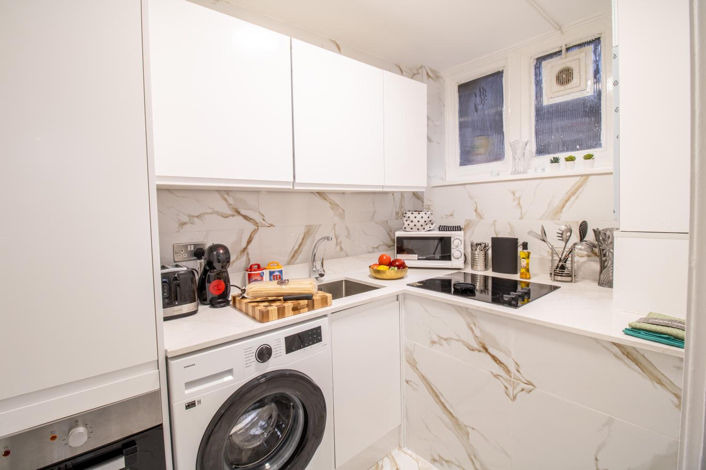 Luxurious Apartments on Oxford Street