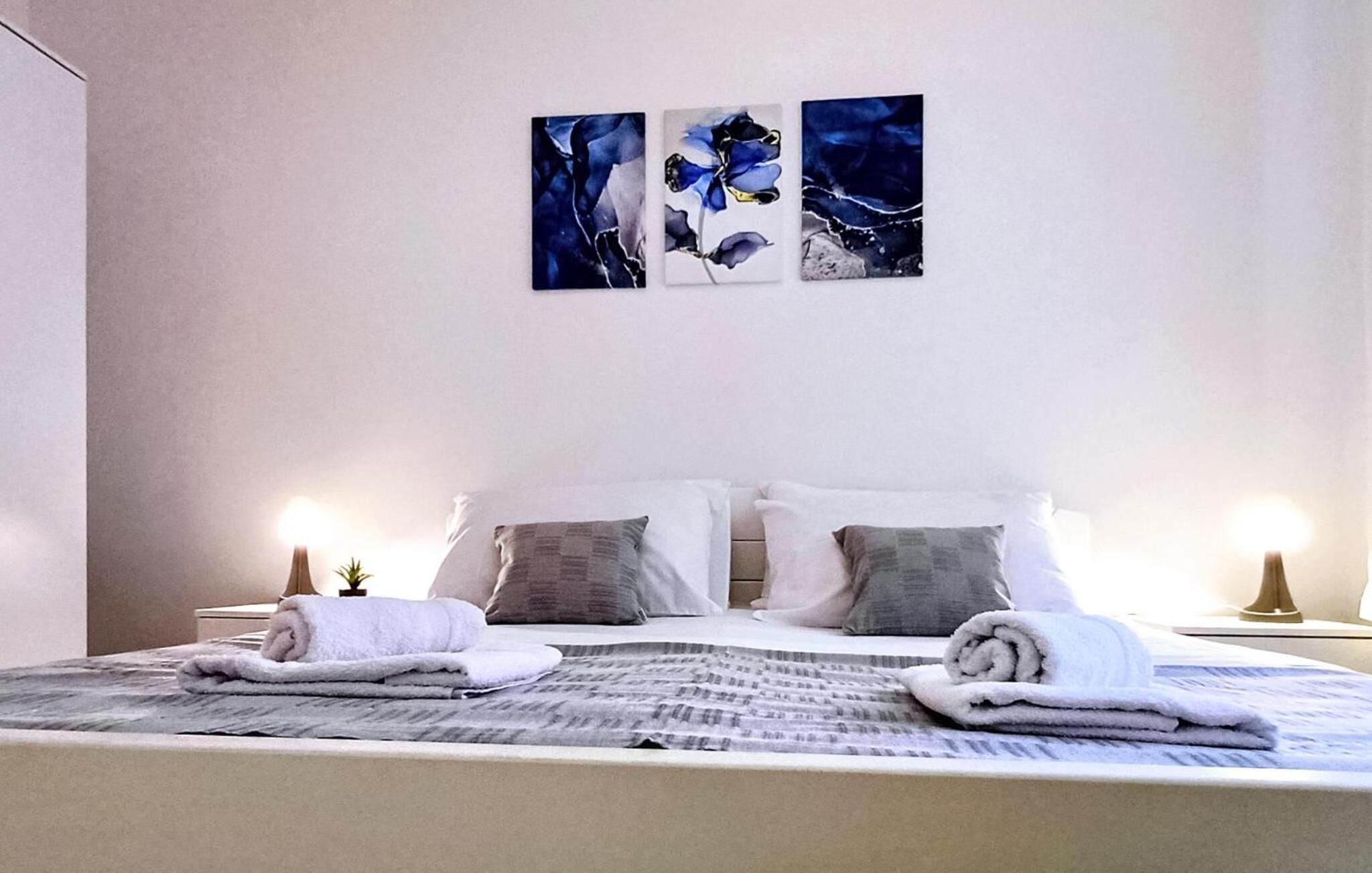 3 Bedroom Lovely Home In Blato