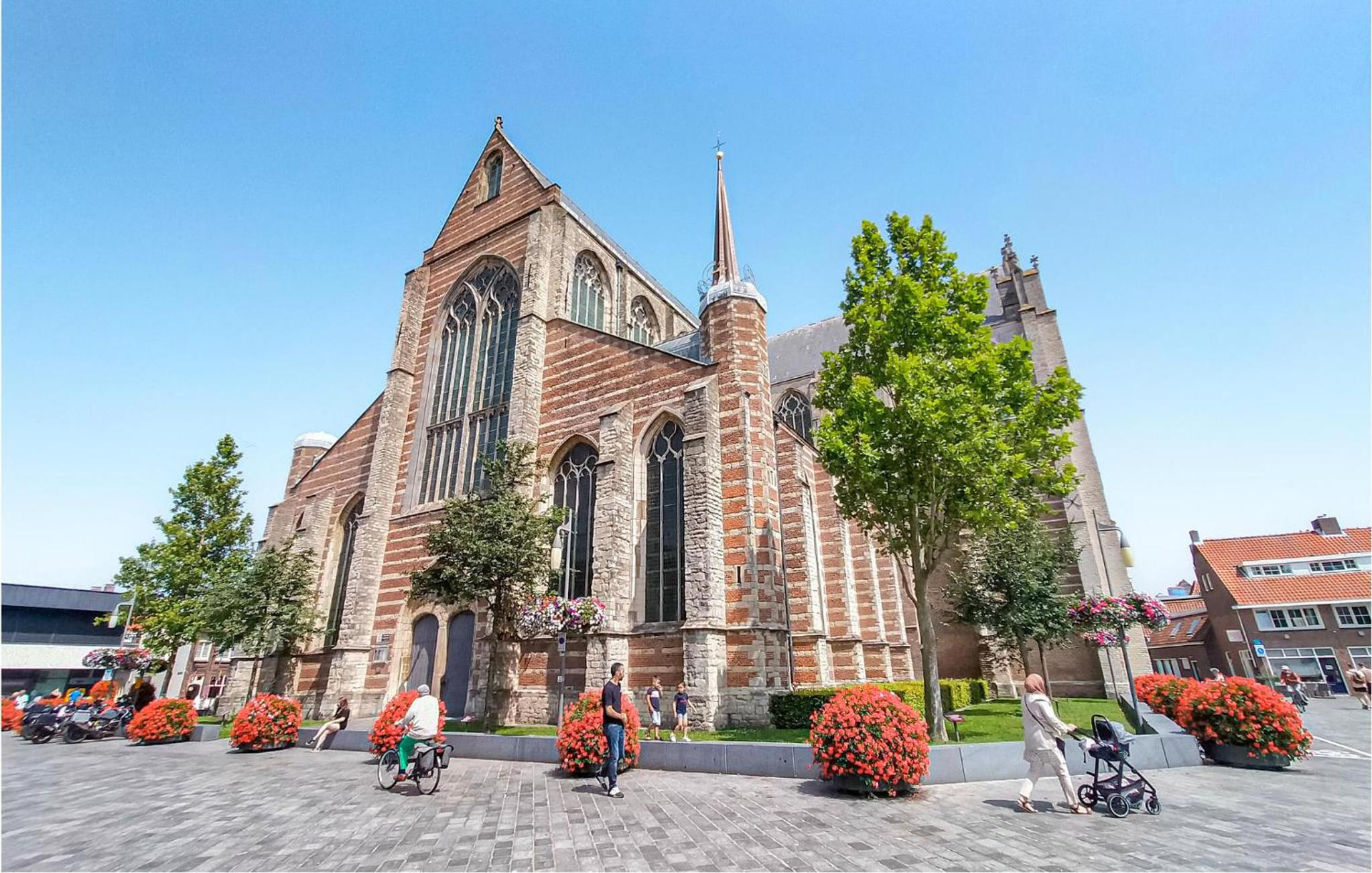 2 Bedroom Gorgeous Home In Heinkenszand