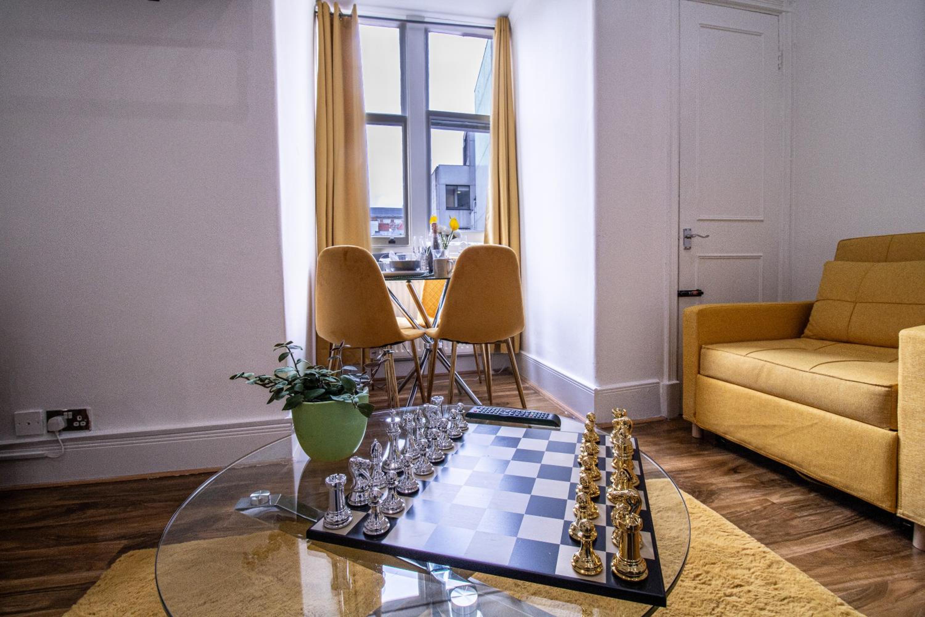Luxurious Apartments on Oxford Street