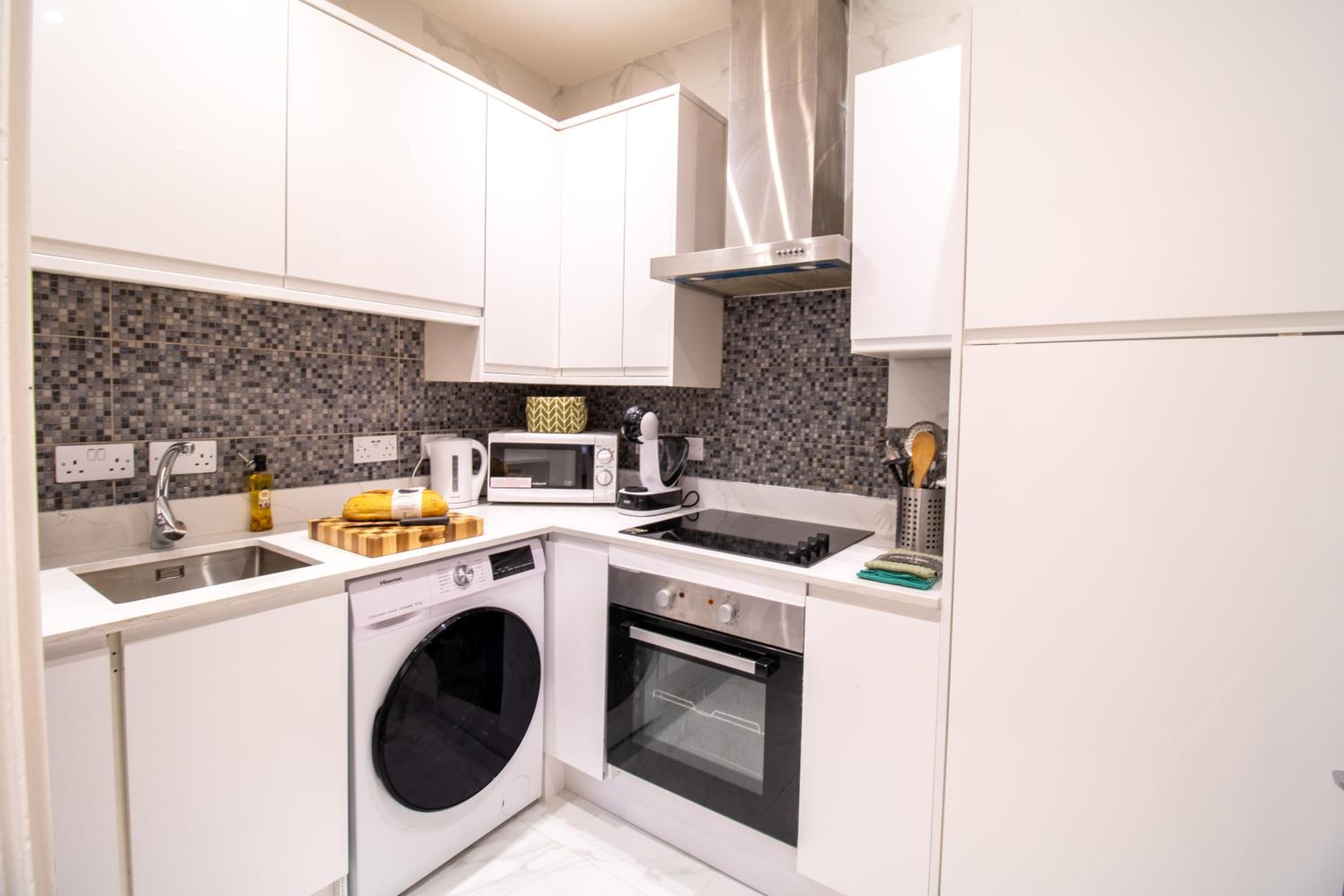 Luxurious Apartments on Oxford Street