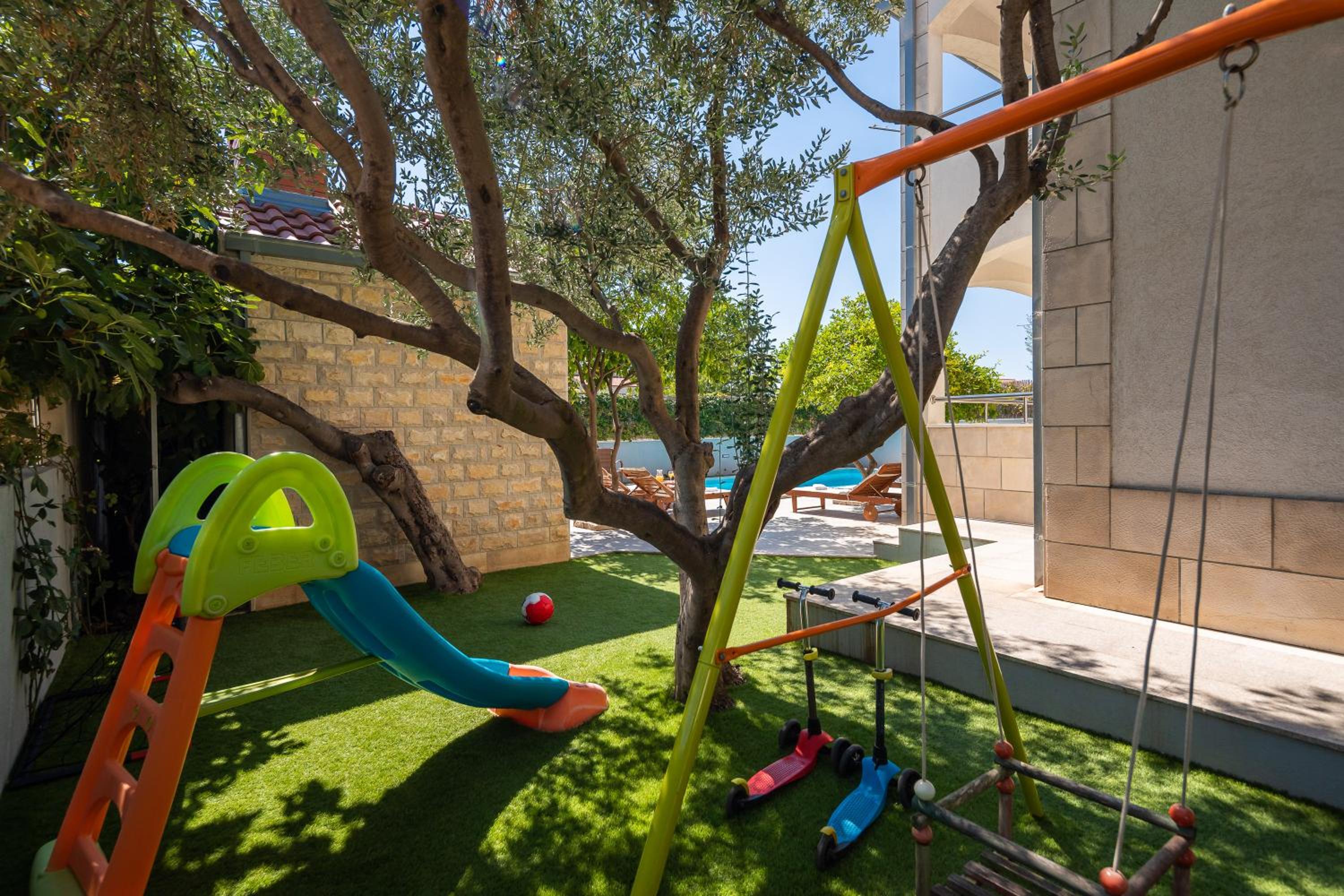 activities & amenities