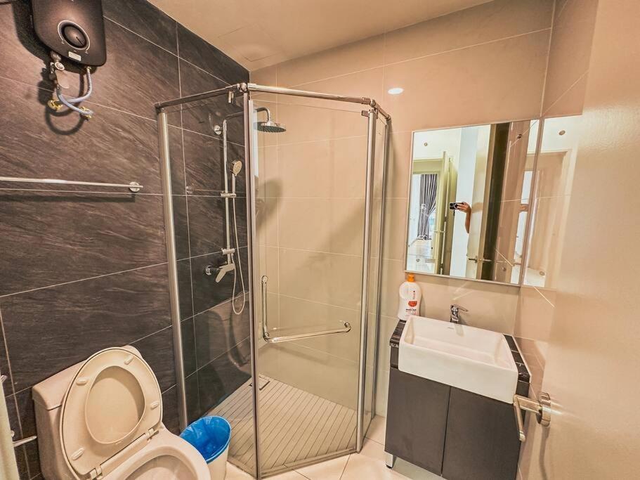 DangaBay Seaview 3BedRoom by WP HOMESTAY