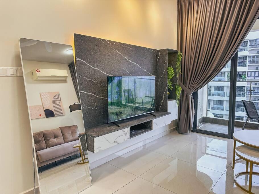 DangaBay Seaview 3BedRoom by WP HOMESTAY