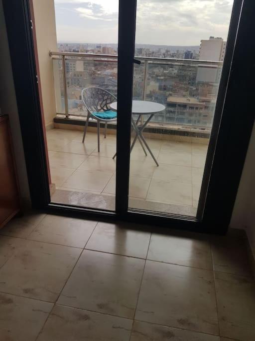 F3 résidentiel avec climatisation terrasse panoramique et box