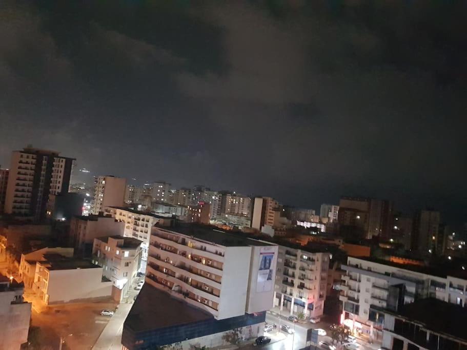 F3 résidentiel avec climatisation terrasse panoramique et box
