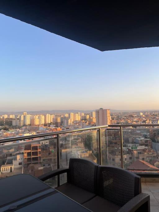 F3 résidentiel avec climatisation terrasse panoramique et box