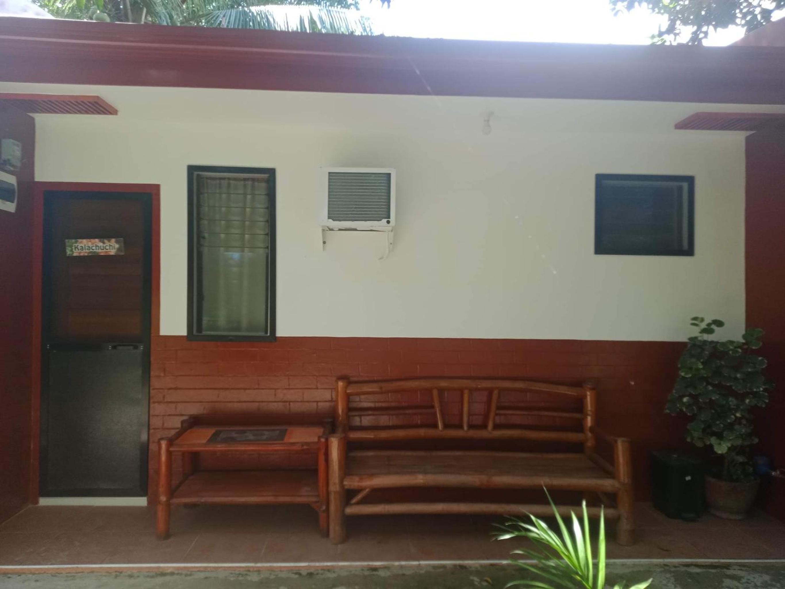 Felipa Beach and Guesthouse - Newly Renovated Airconditioned Guest Rooms view 2