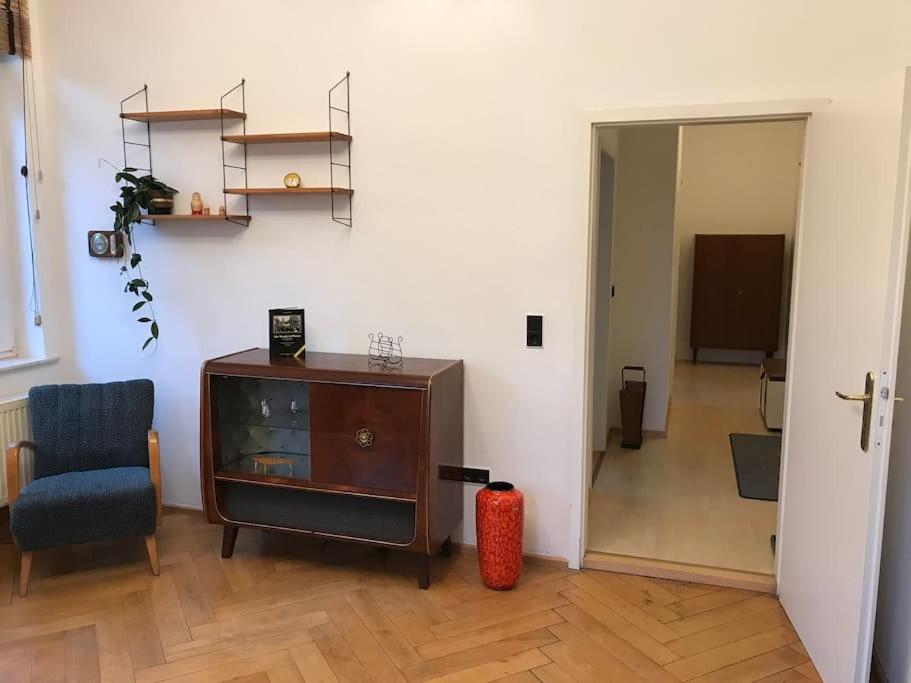 Stylische Mid-Century-Wohnung im Zentrum Plauens