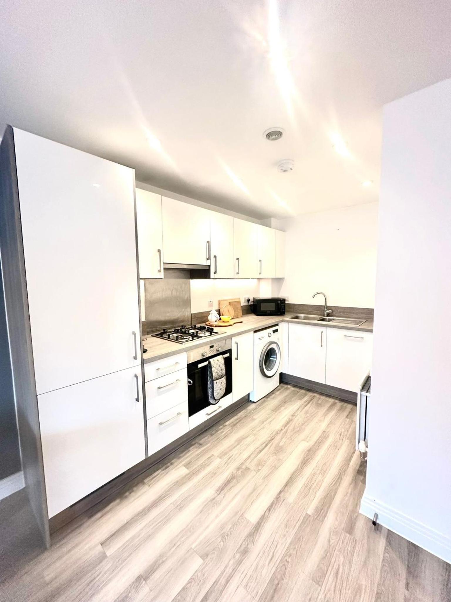 LUX HOME STAYS - BHAM AIRPORT, NEC, JLR and more