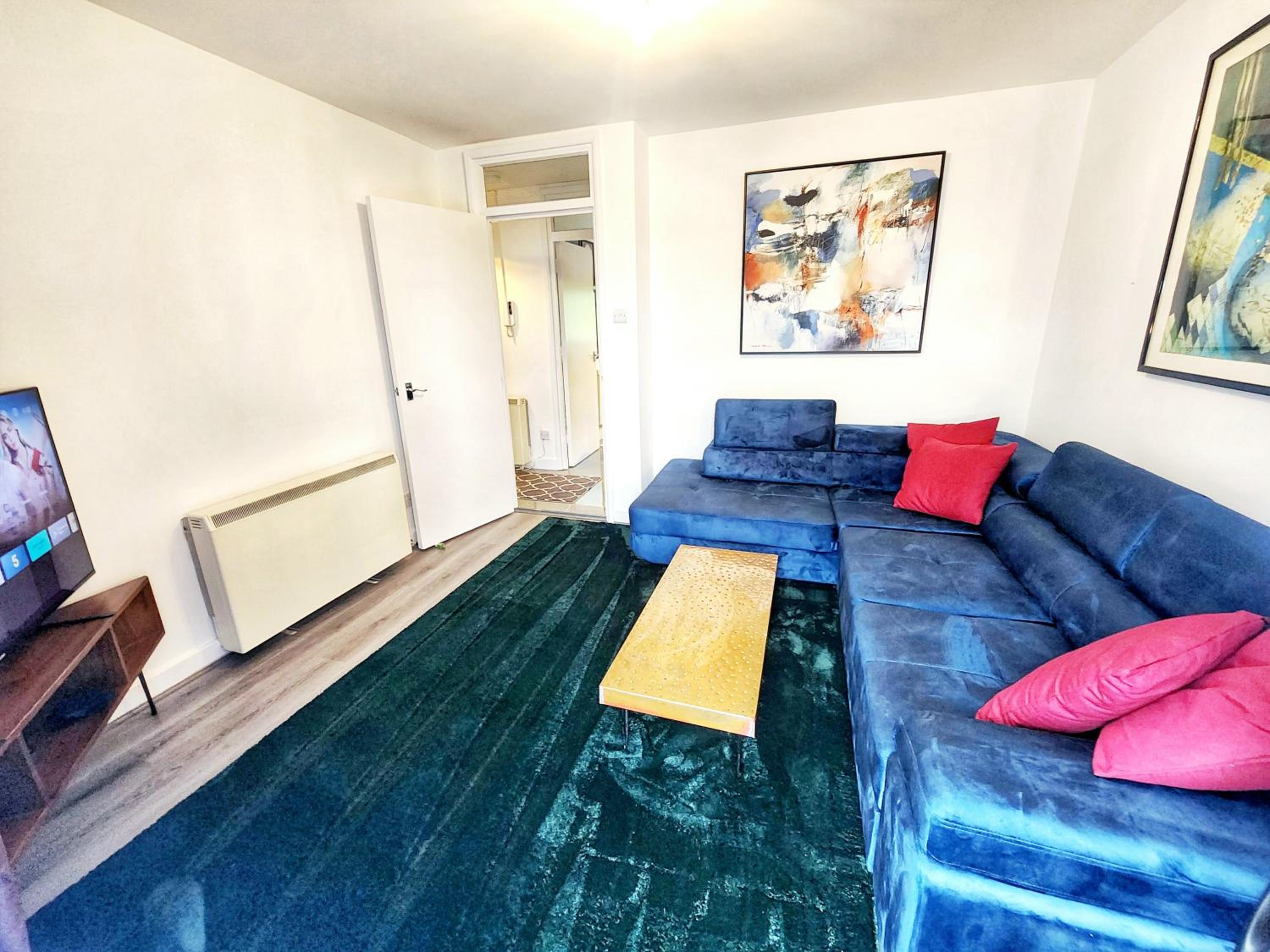 Brand New Flat - Canary Wharf