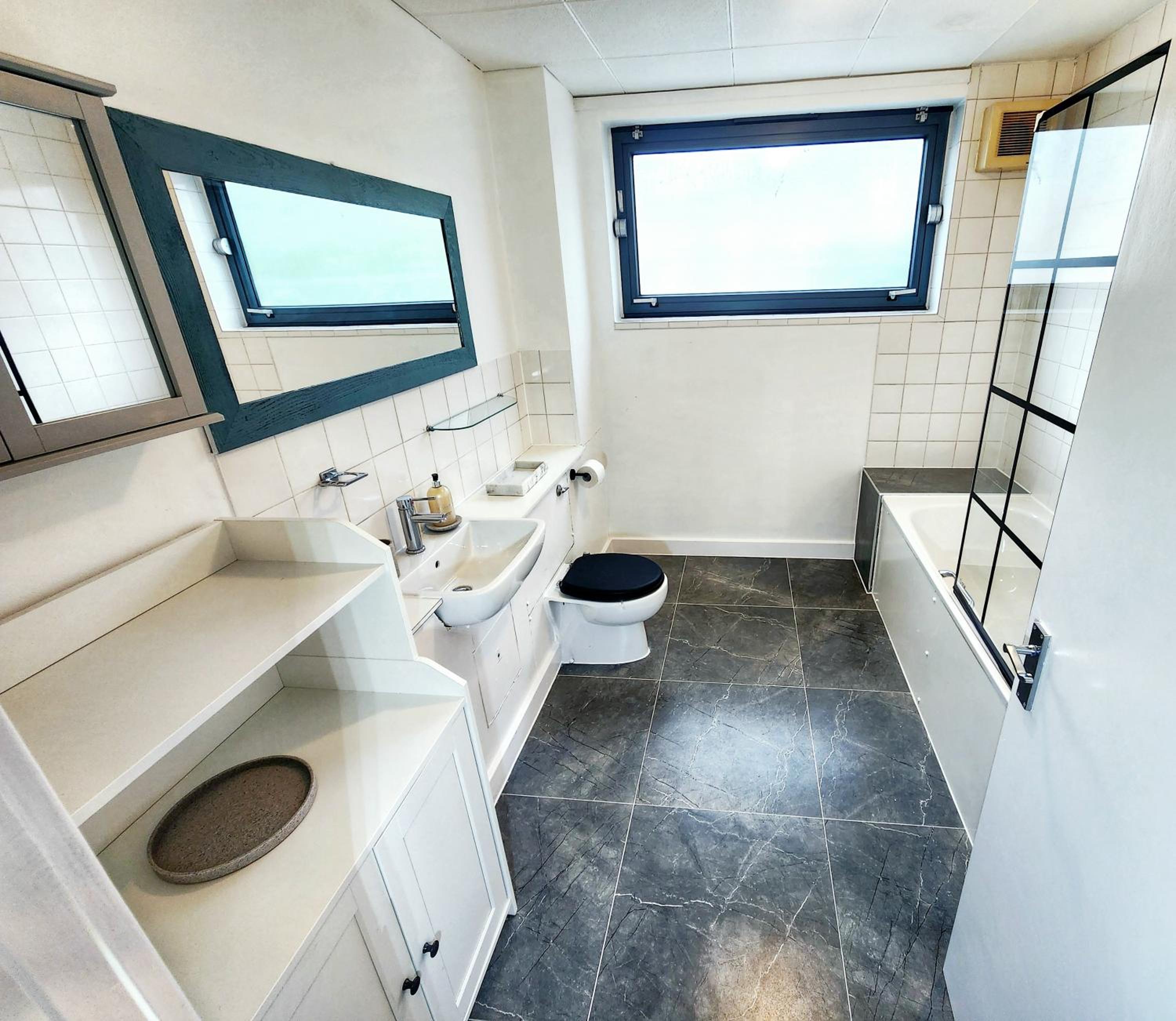 Brand New Flat - Canary Wharf