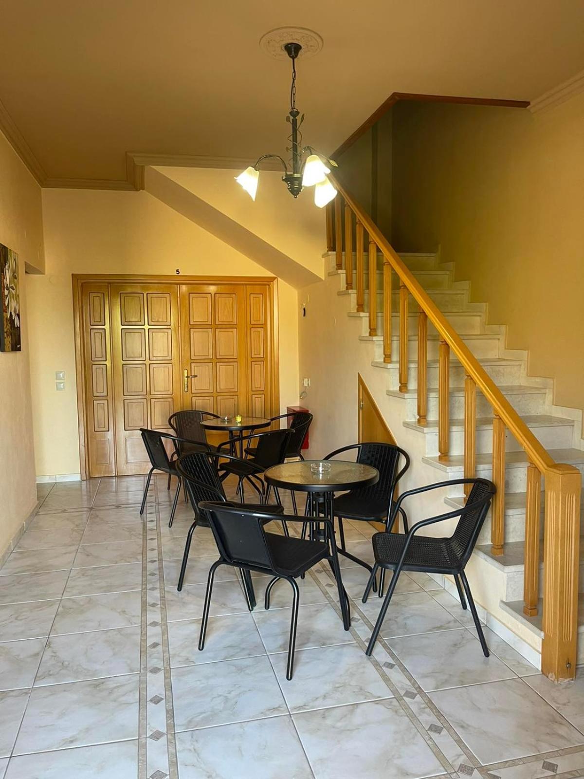 Villa Pinotsi