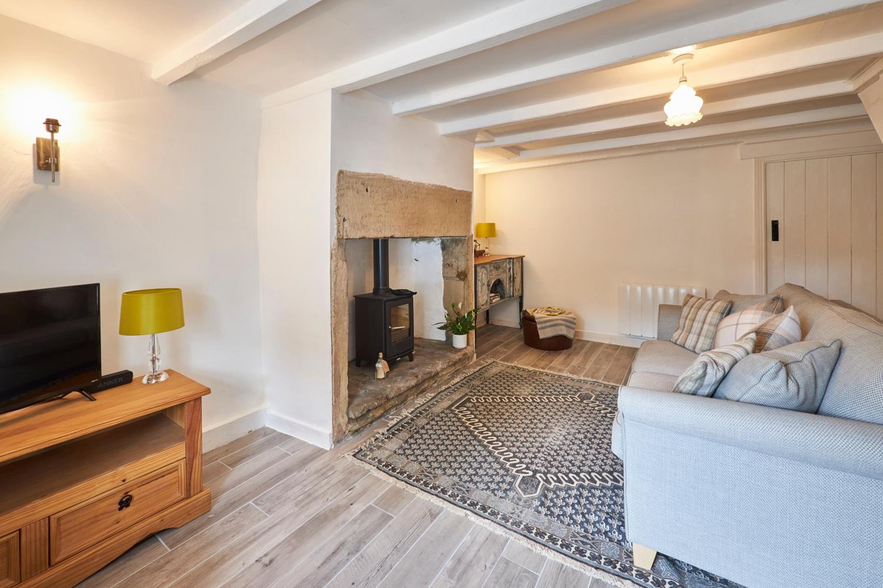 Host & Stay - Daisy's Cottage