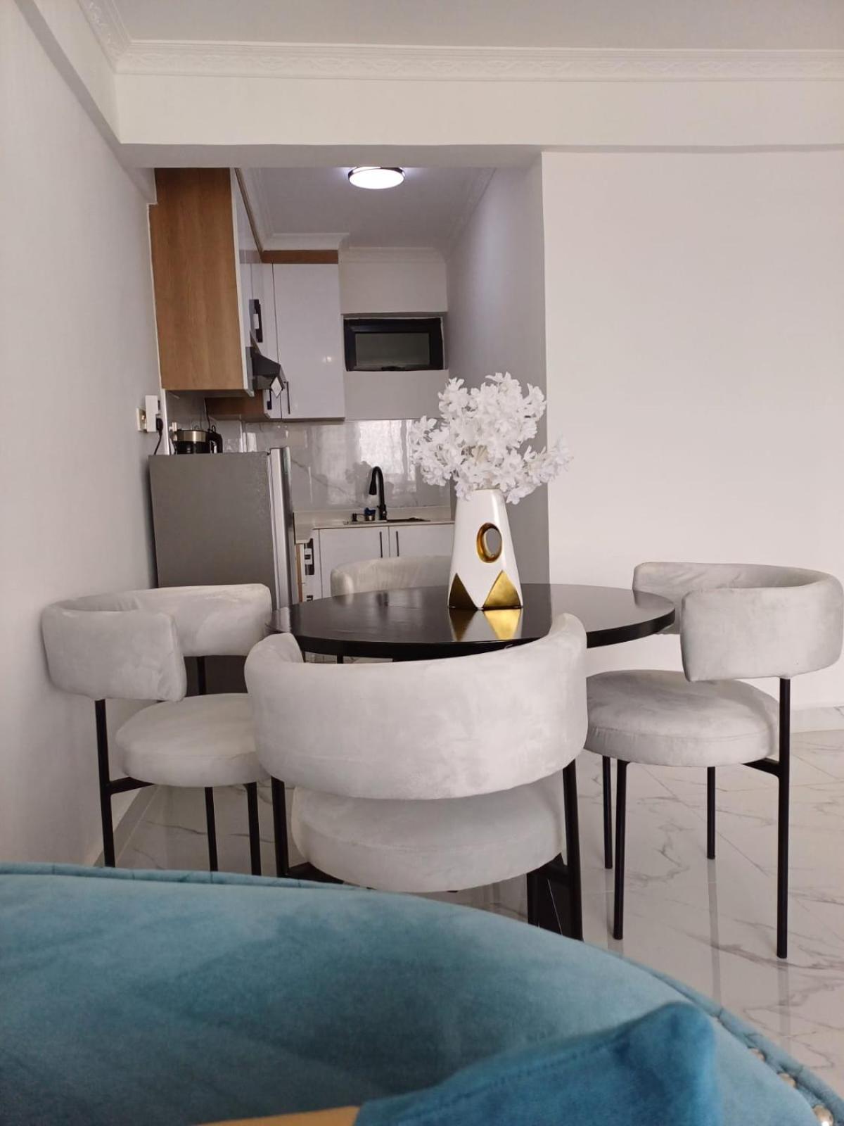 CityHeart Apartment