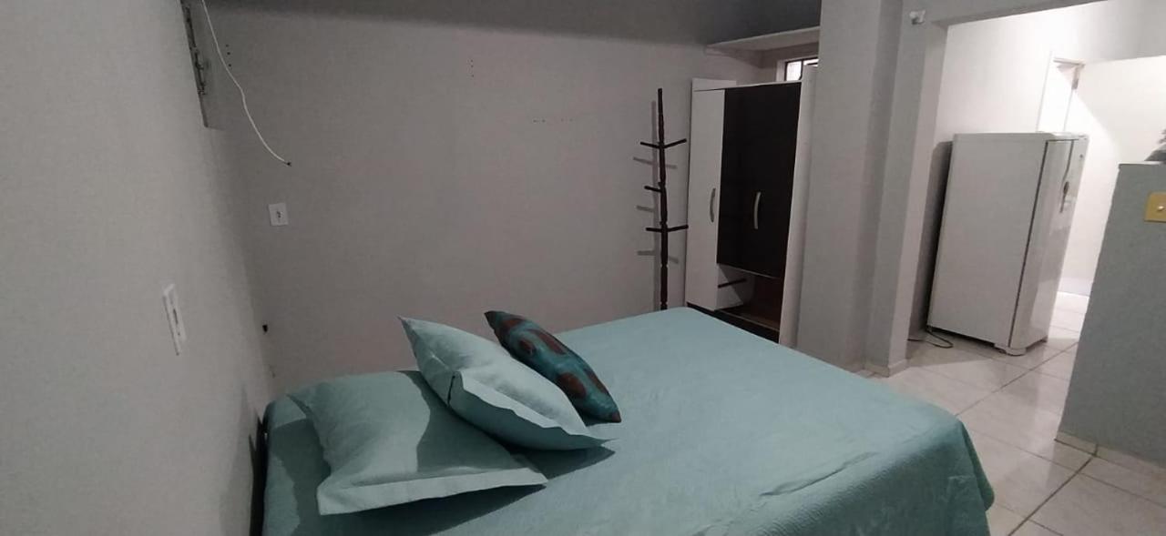 Casa de 2 Pavimentos Inteira com garagem
