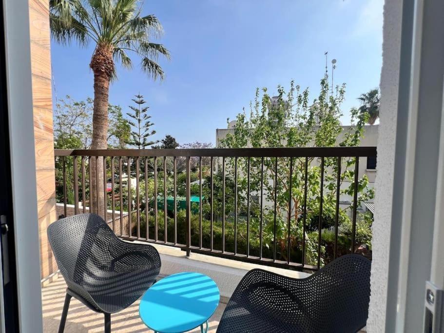 Margarita Gardens two 1bed flats 500m from sea