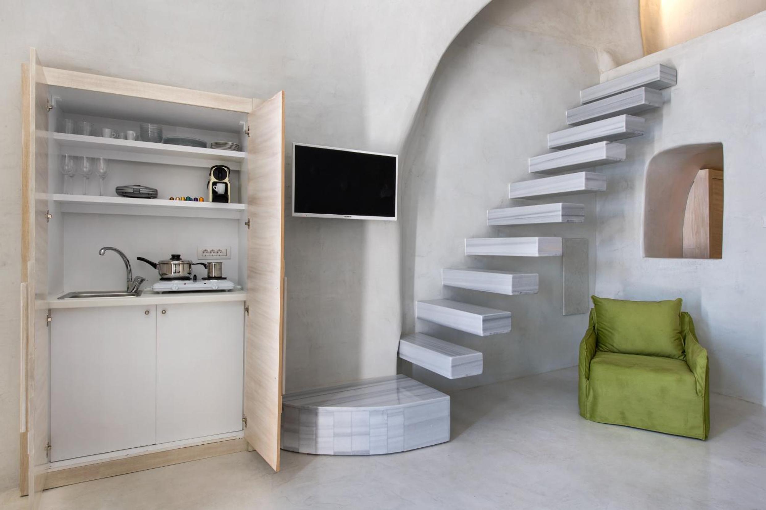 Rhenia's Villas photo 3
