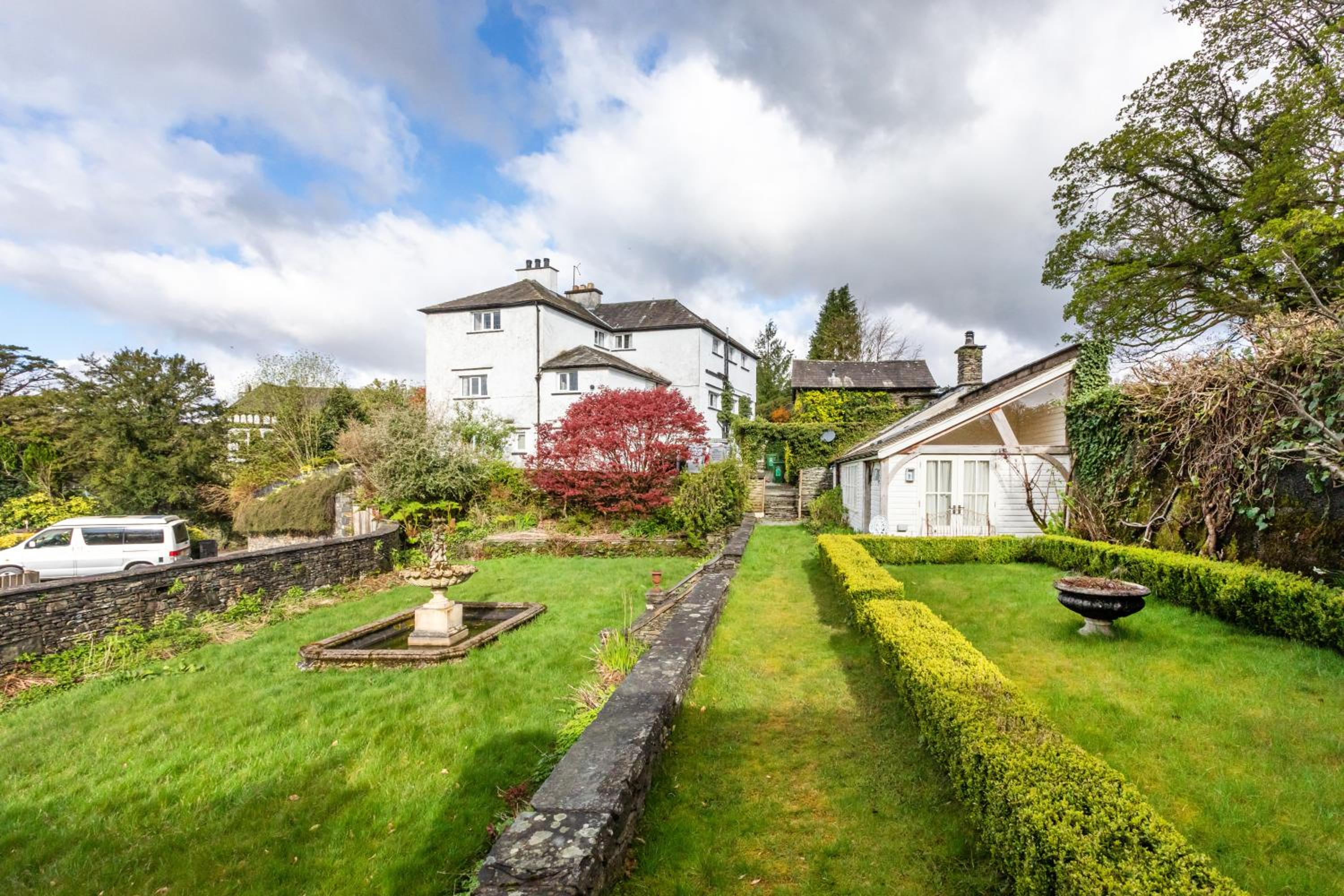 Beechmount Country House