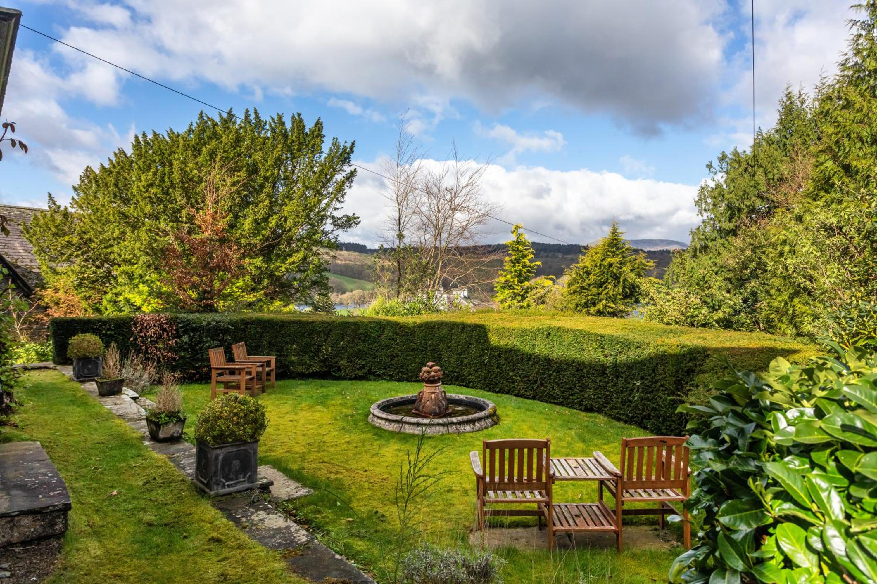 Beechmount Country House