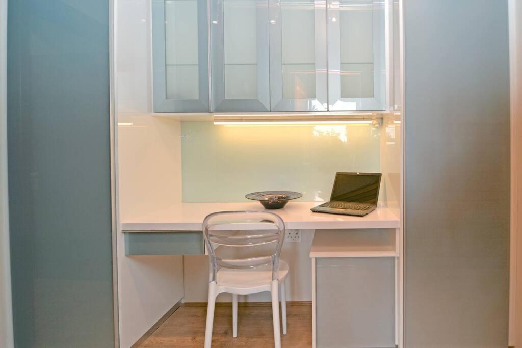 Johannesburg Vacations - April Villa Back-up power Luxury serviced villa Sandton CBD - Property Image 35