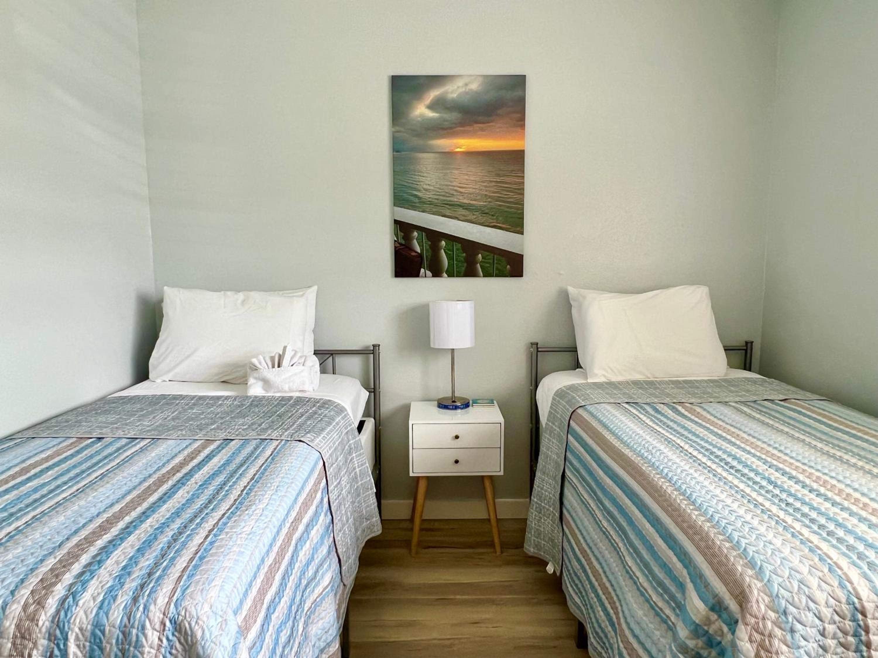 3 Mins to Beach~Free Activities~Perfect Family 2 Bed Condo~Waymar 6: Beach Walk