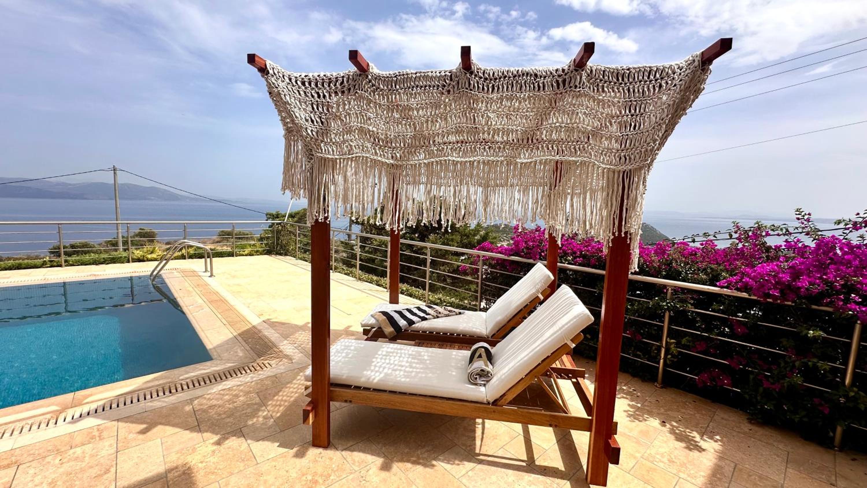 Anemou Nota Villa-Luxury Resort view 2
