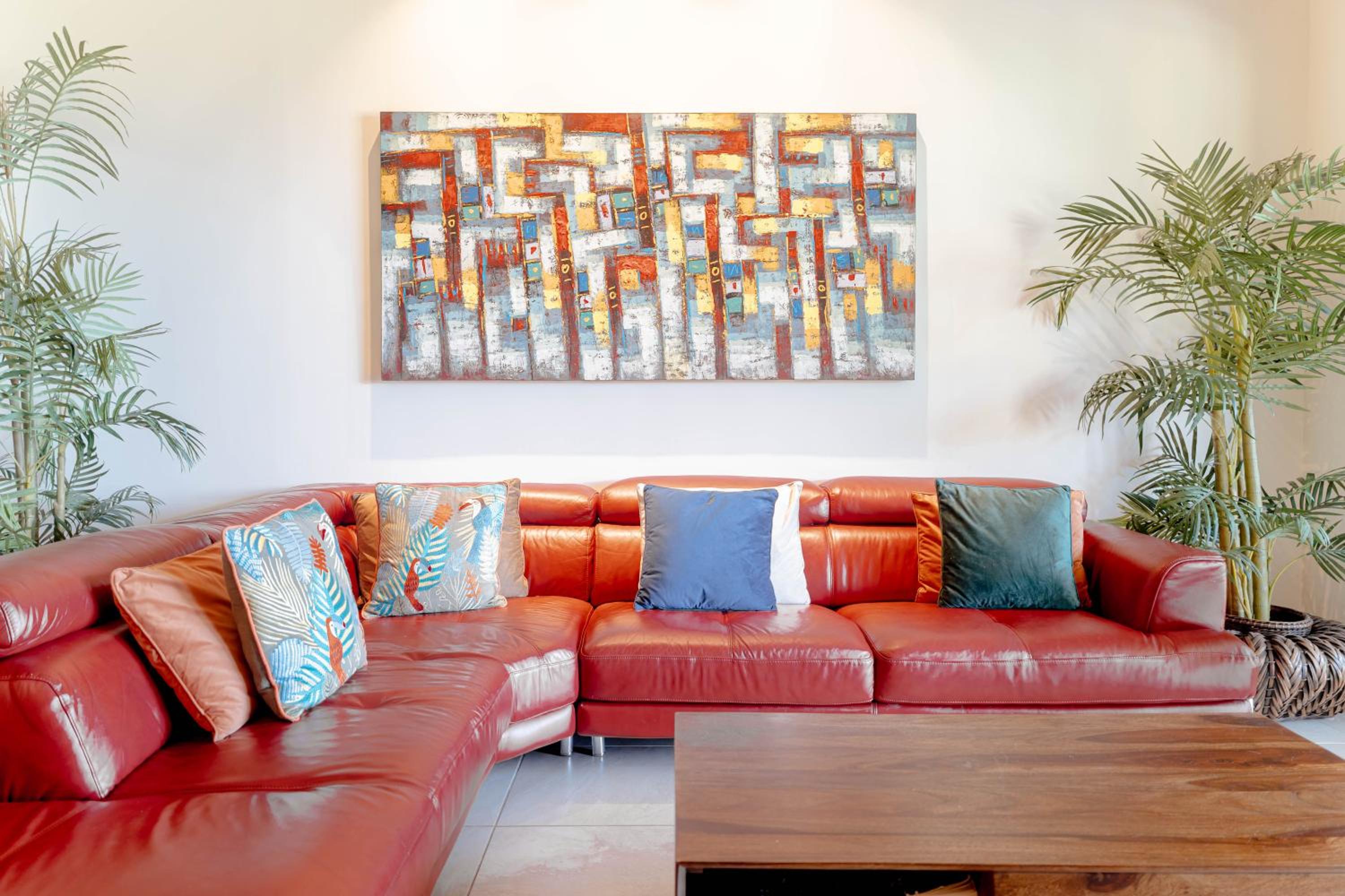 Luxury, ocean view, 3-bedroom condo @ Los Sueños