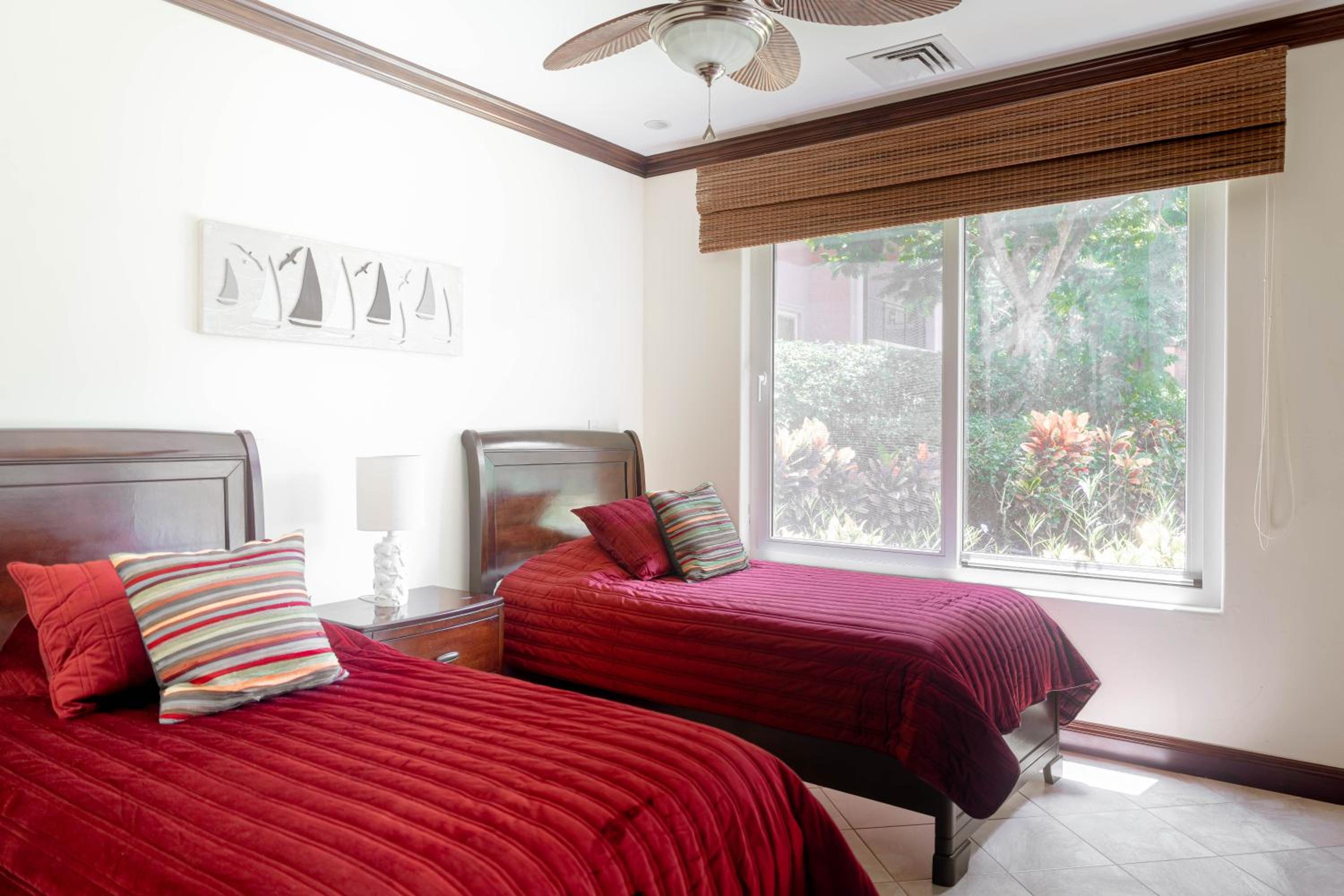 Luxury, ocean view, 3-bedroom condo @ Los Sueños