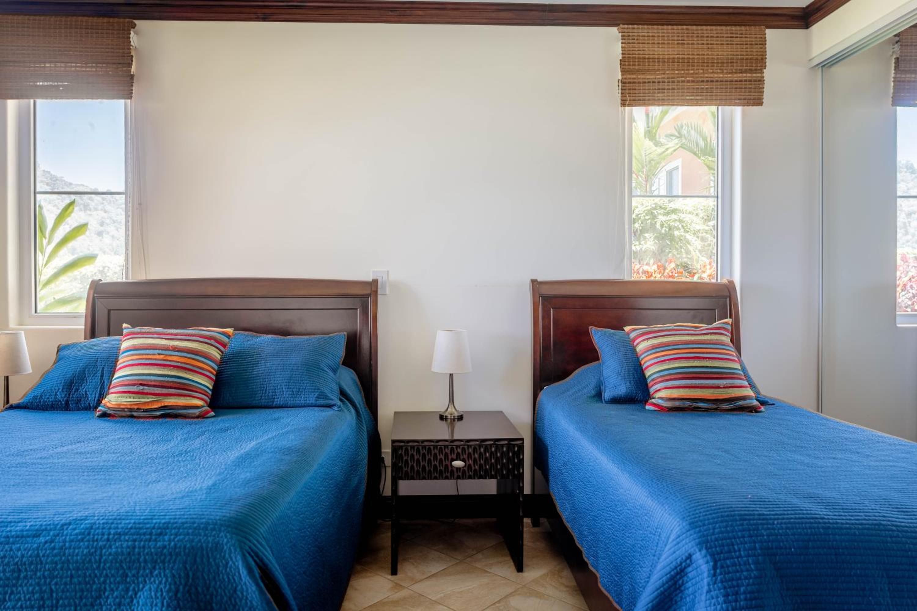 Luxury, ocean view, 3-bedroom condo @ Los Sueños
