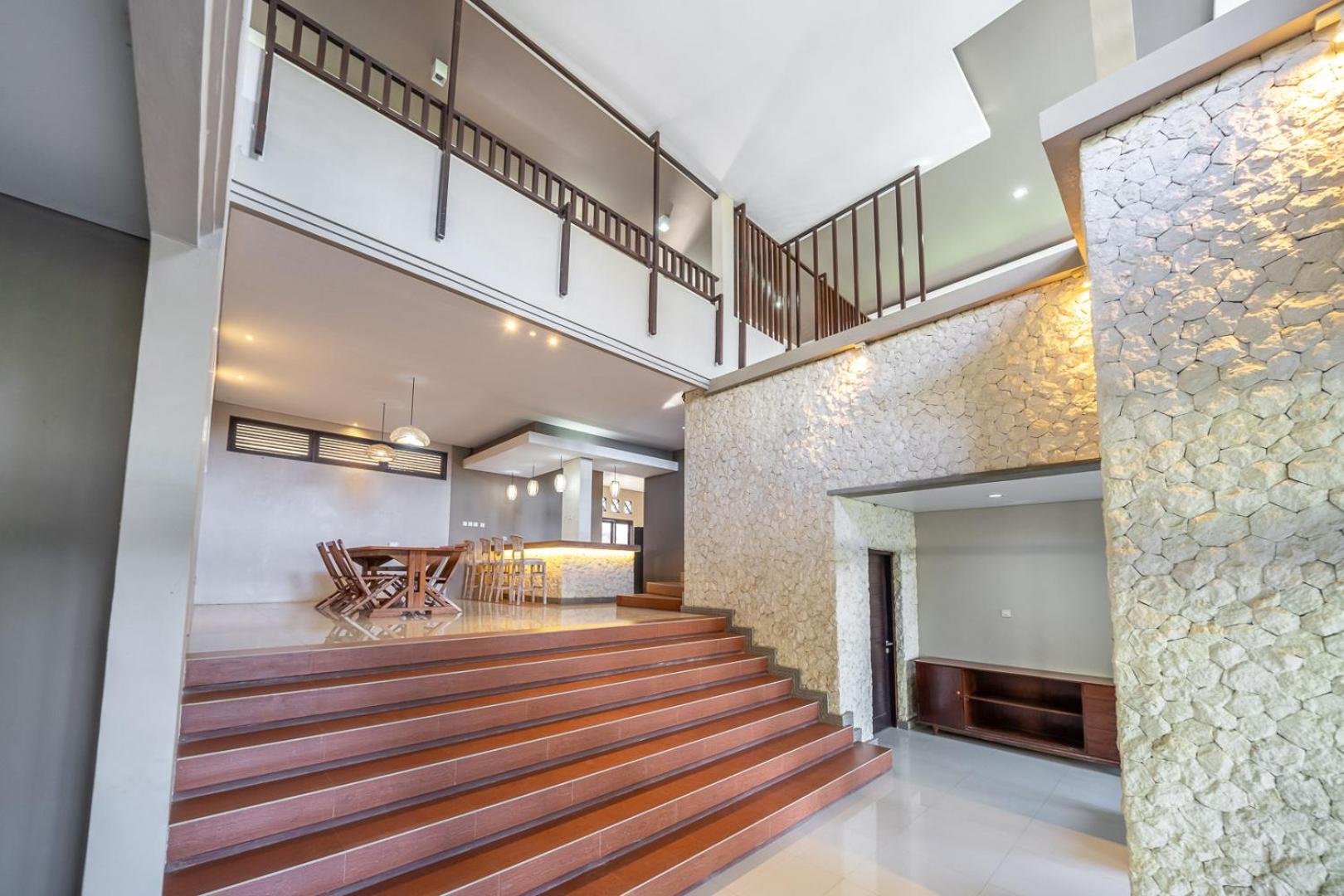 Aradhia Villa Nusa Dua view 3