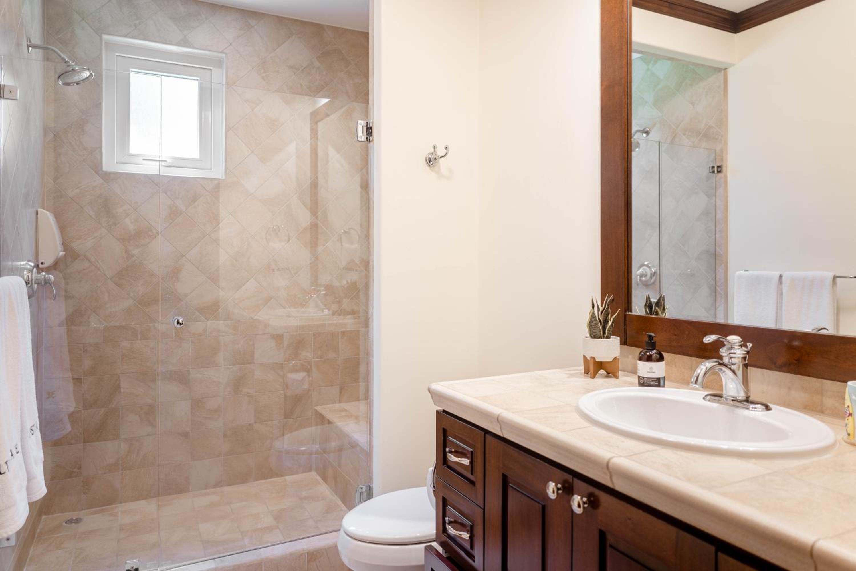 Luxury, ocean view, 3-bedroom condo @ Los Sueños