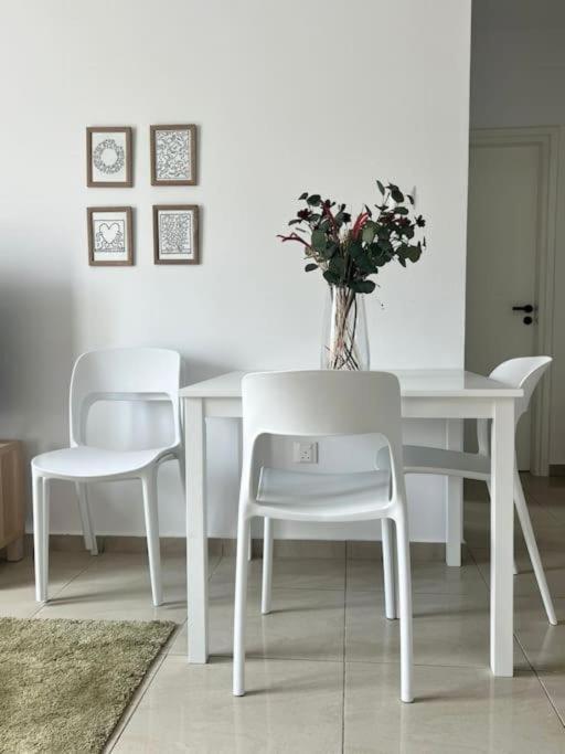 Margarita Gardens two 1bed flats 500m from sea