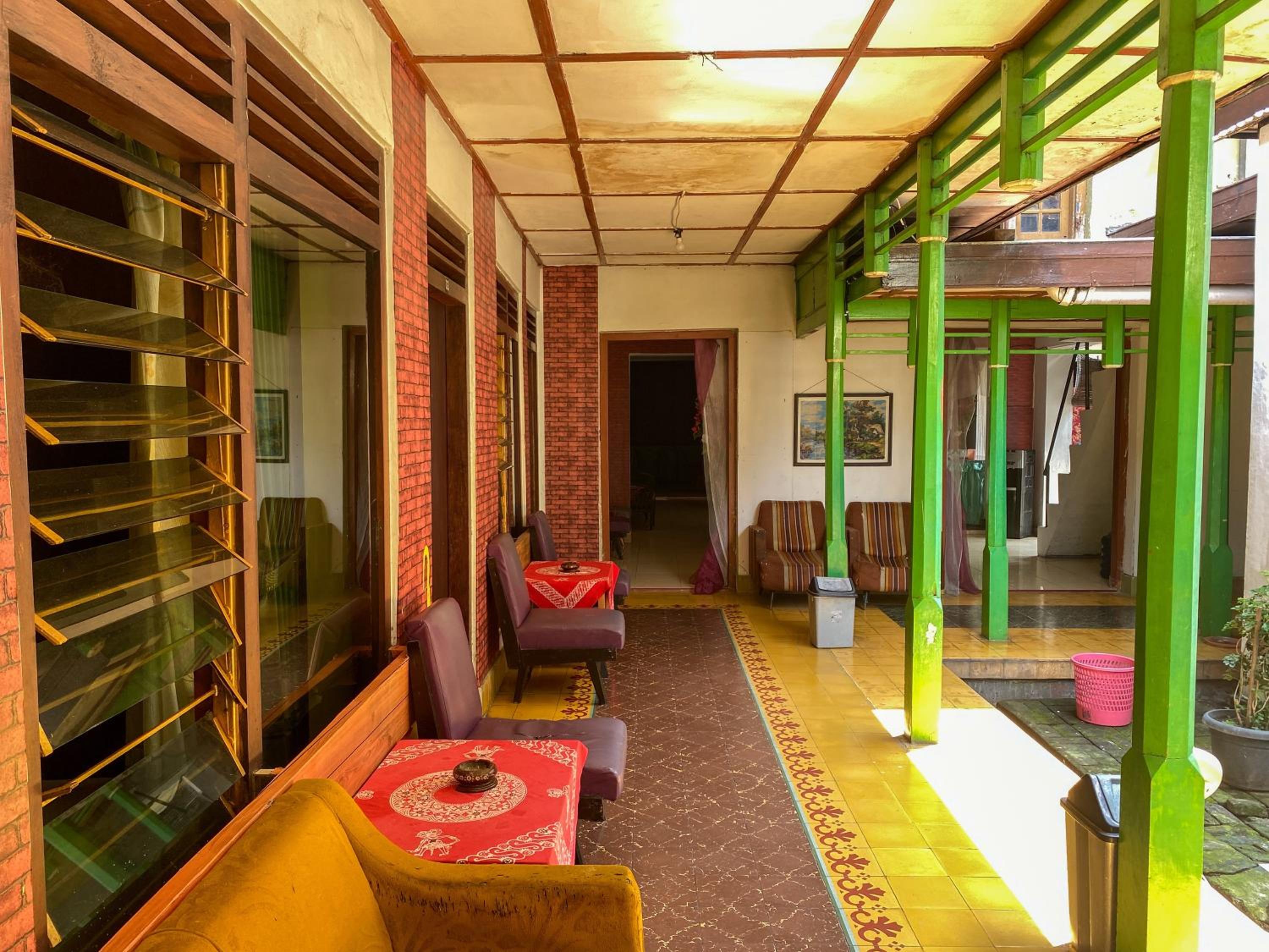 Parikesit Guest House