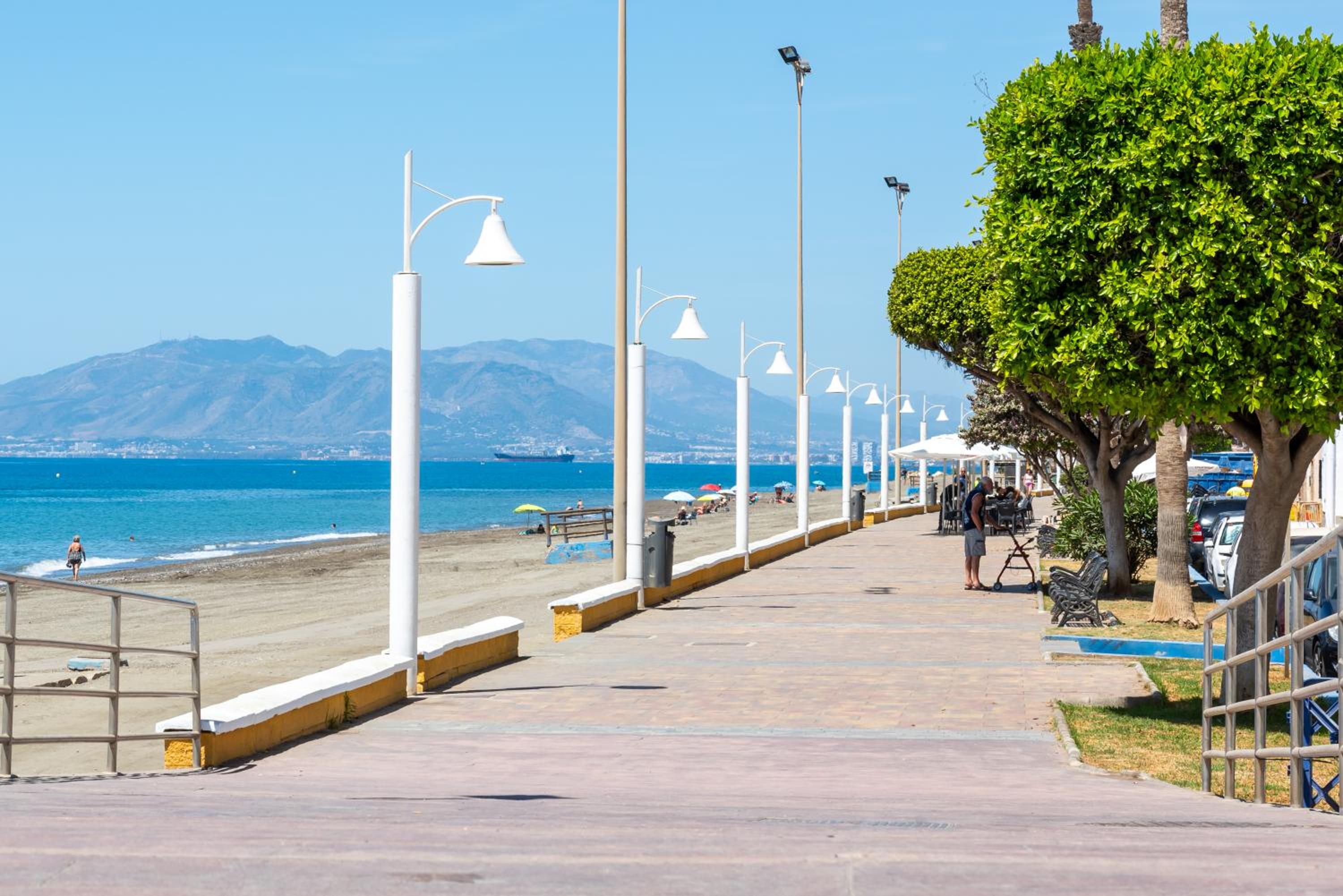 WintowinRentals Dream Home on the beachfront