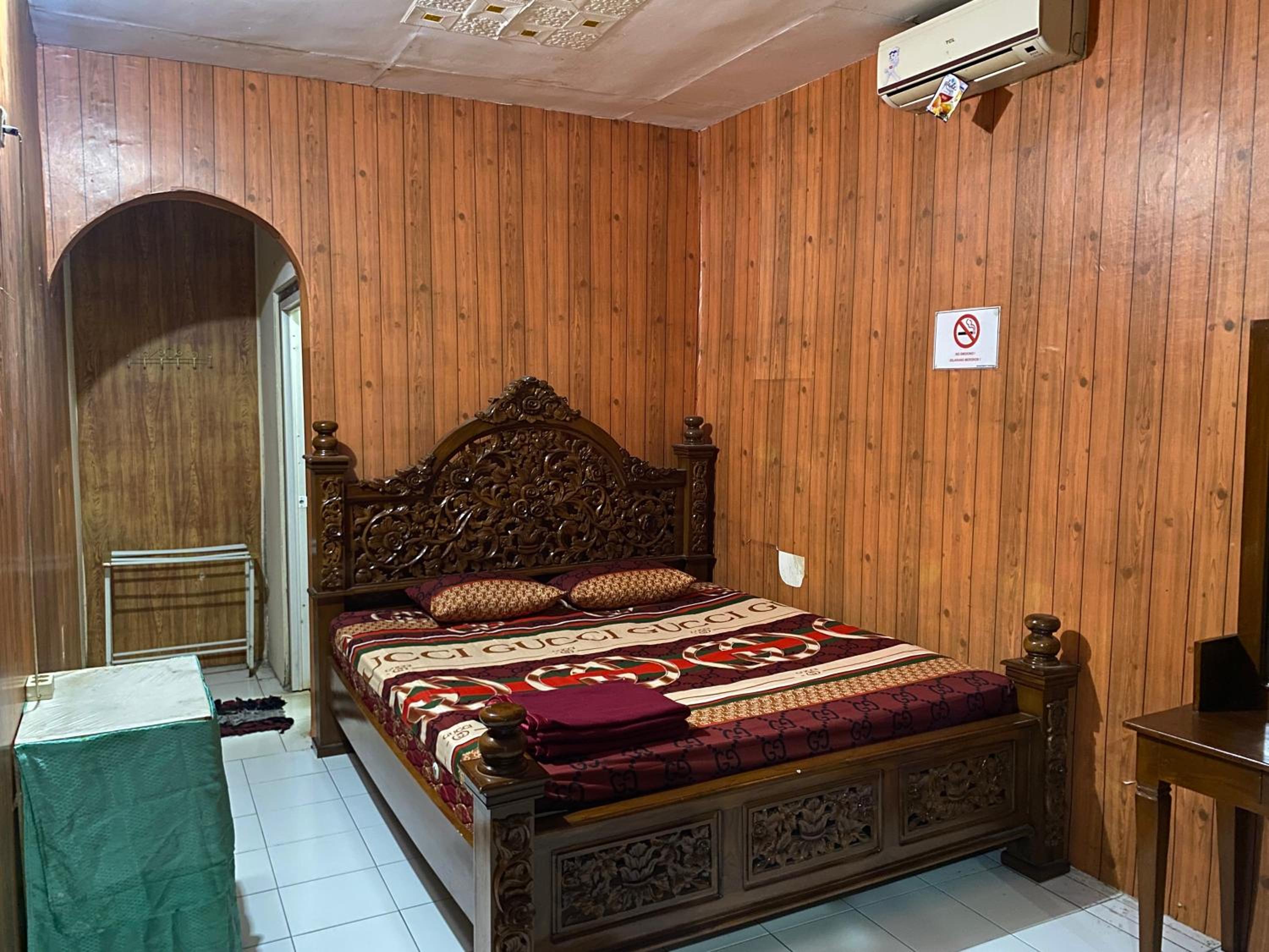 Parikesit Guest House