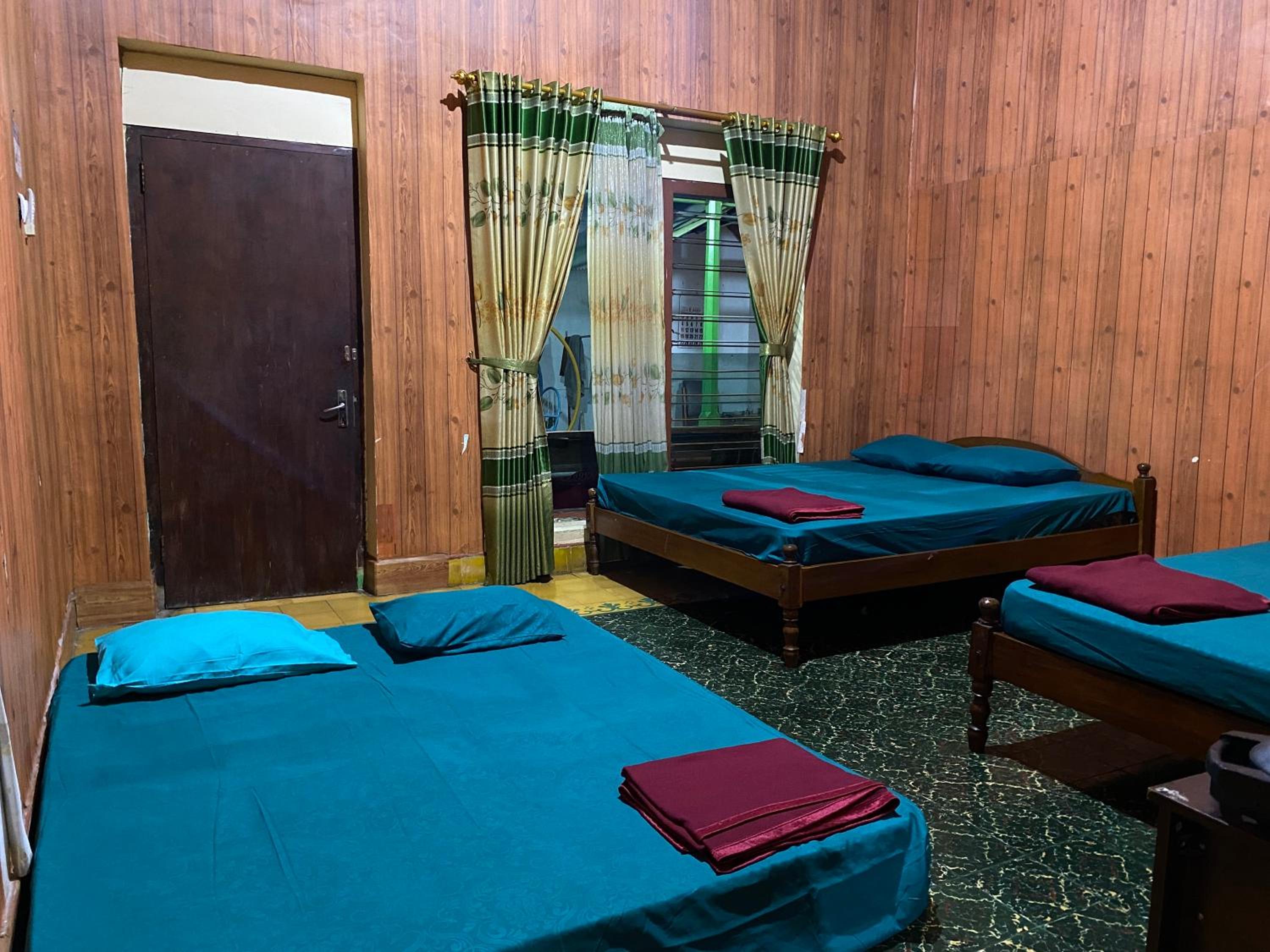 Parikesit Guest House