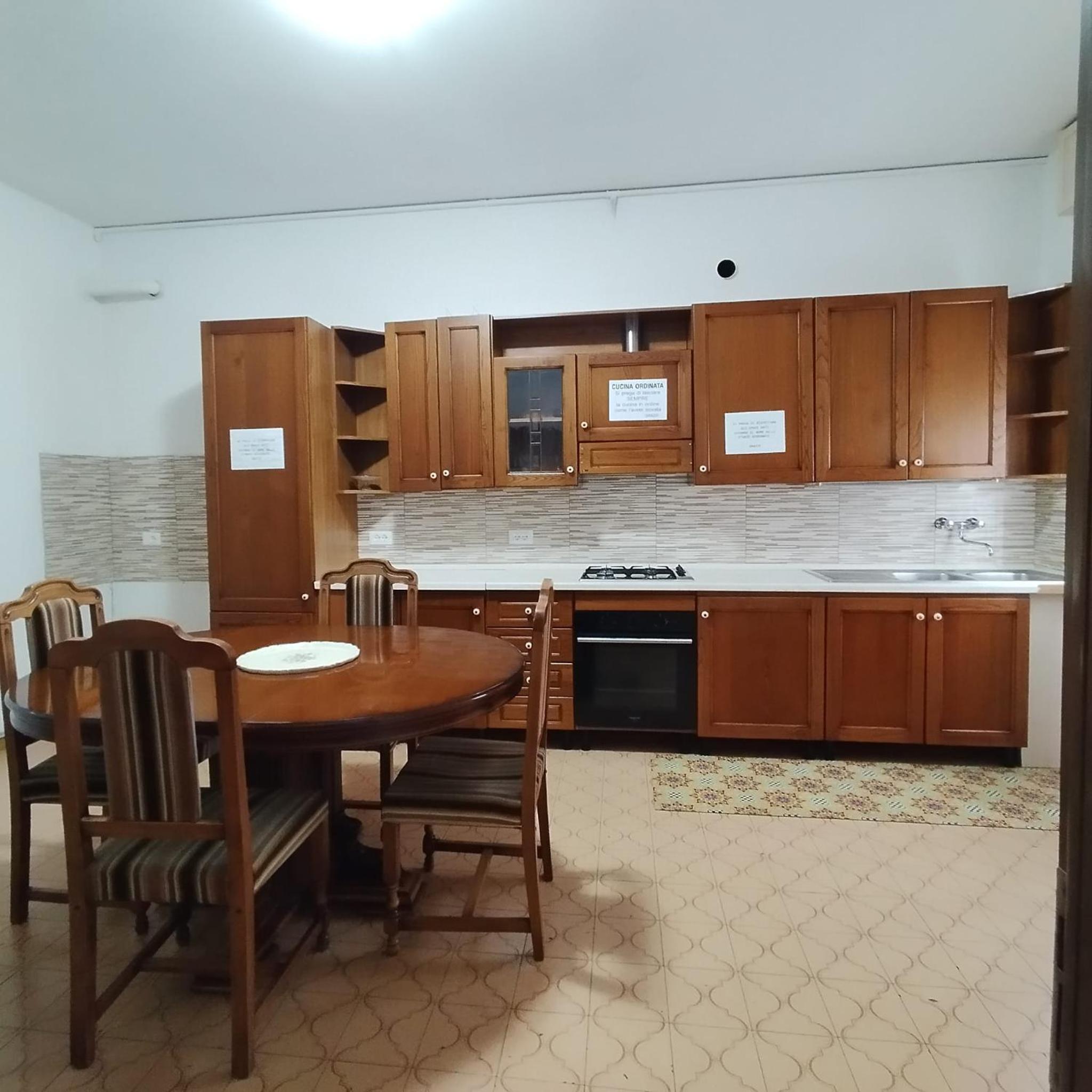 La Casetta Di Cotignola en Cotignola — kitchen